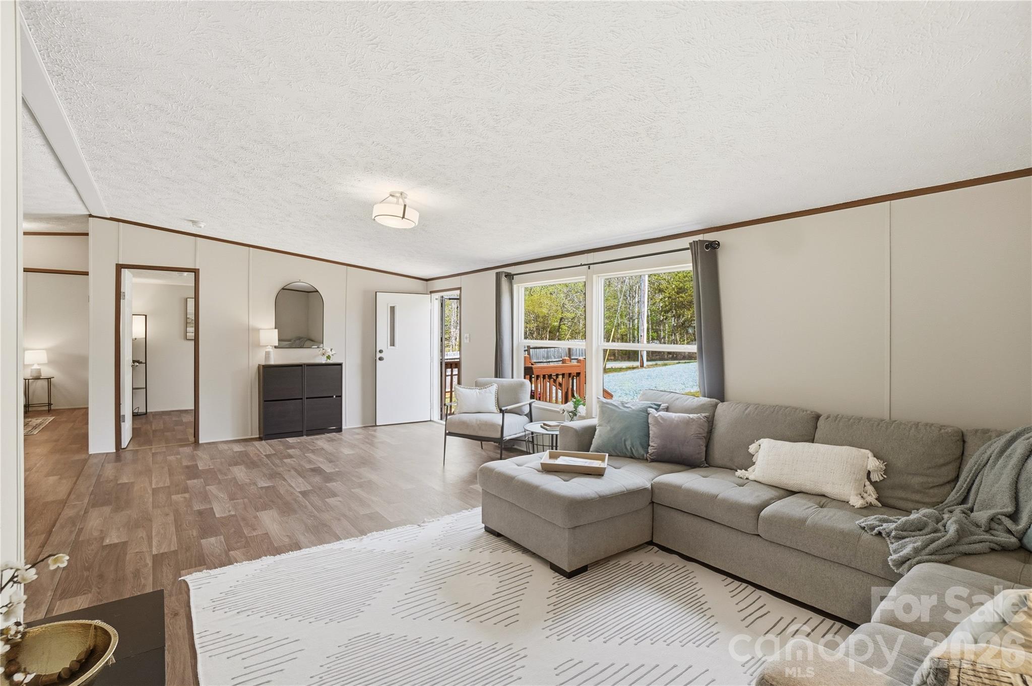 6094 Burnhurst Lane