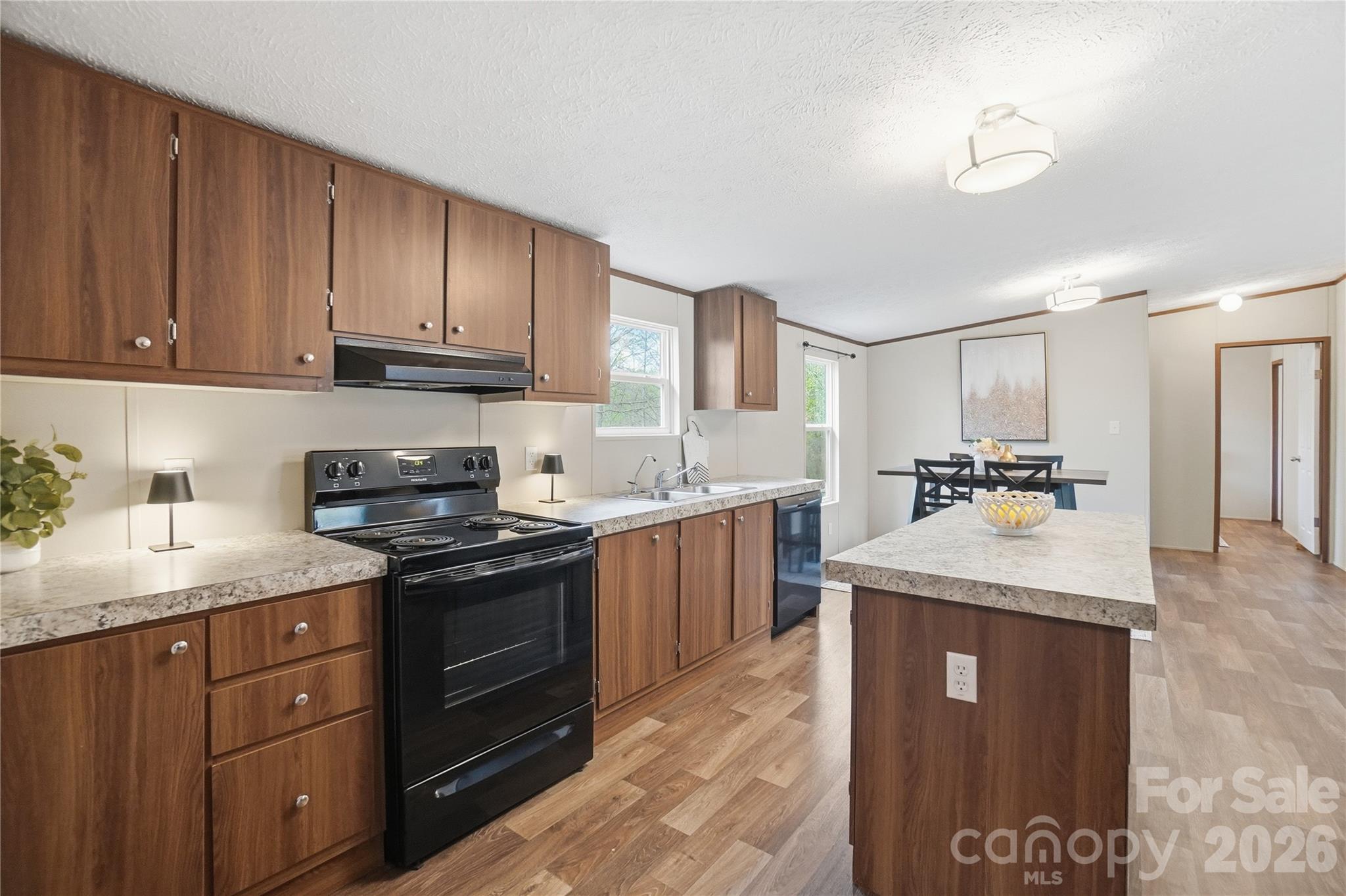 6094 Burnhurst Lane