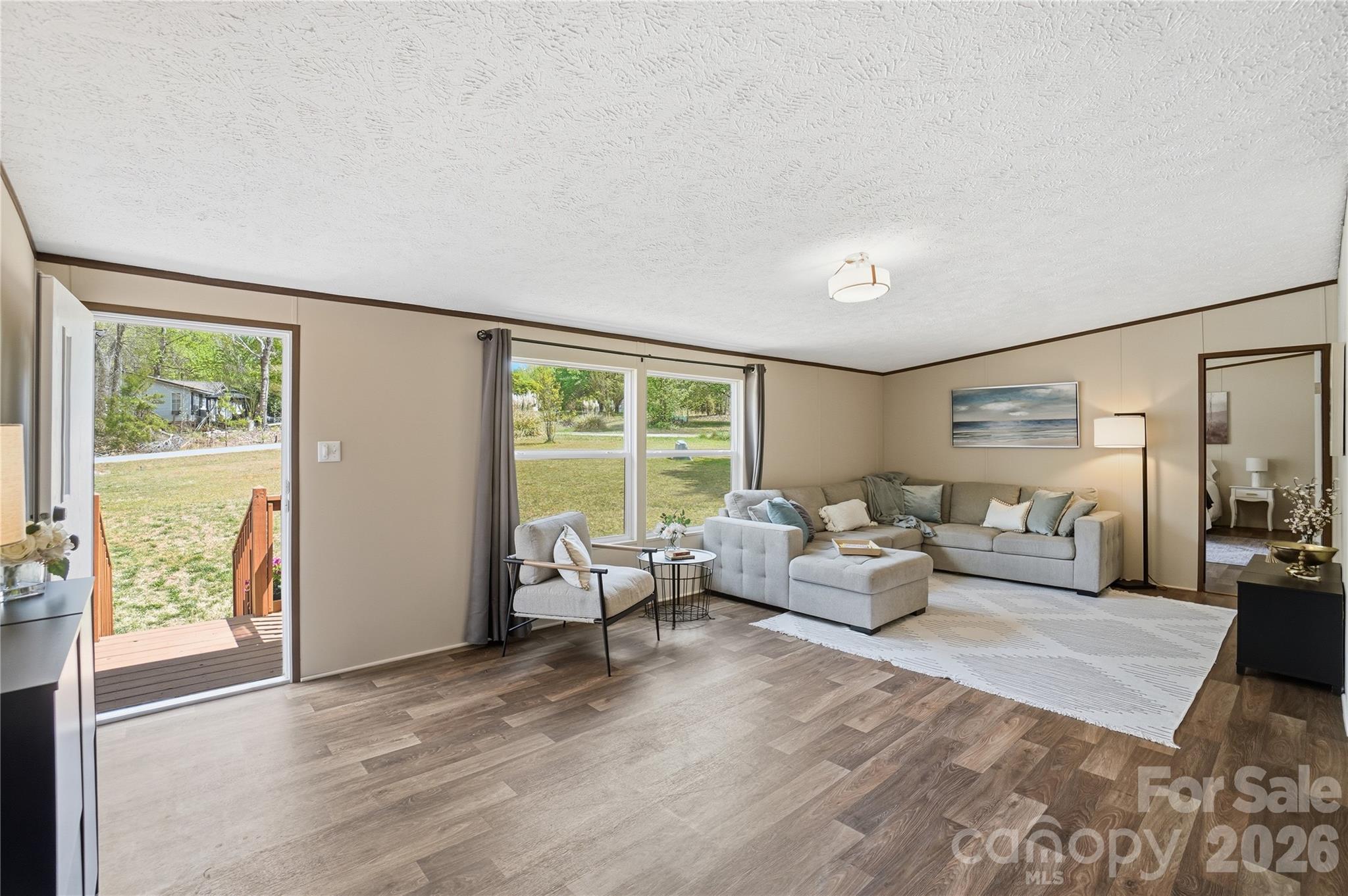 6094 Burnhurst Lane