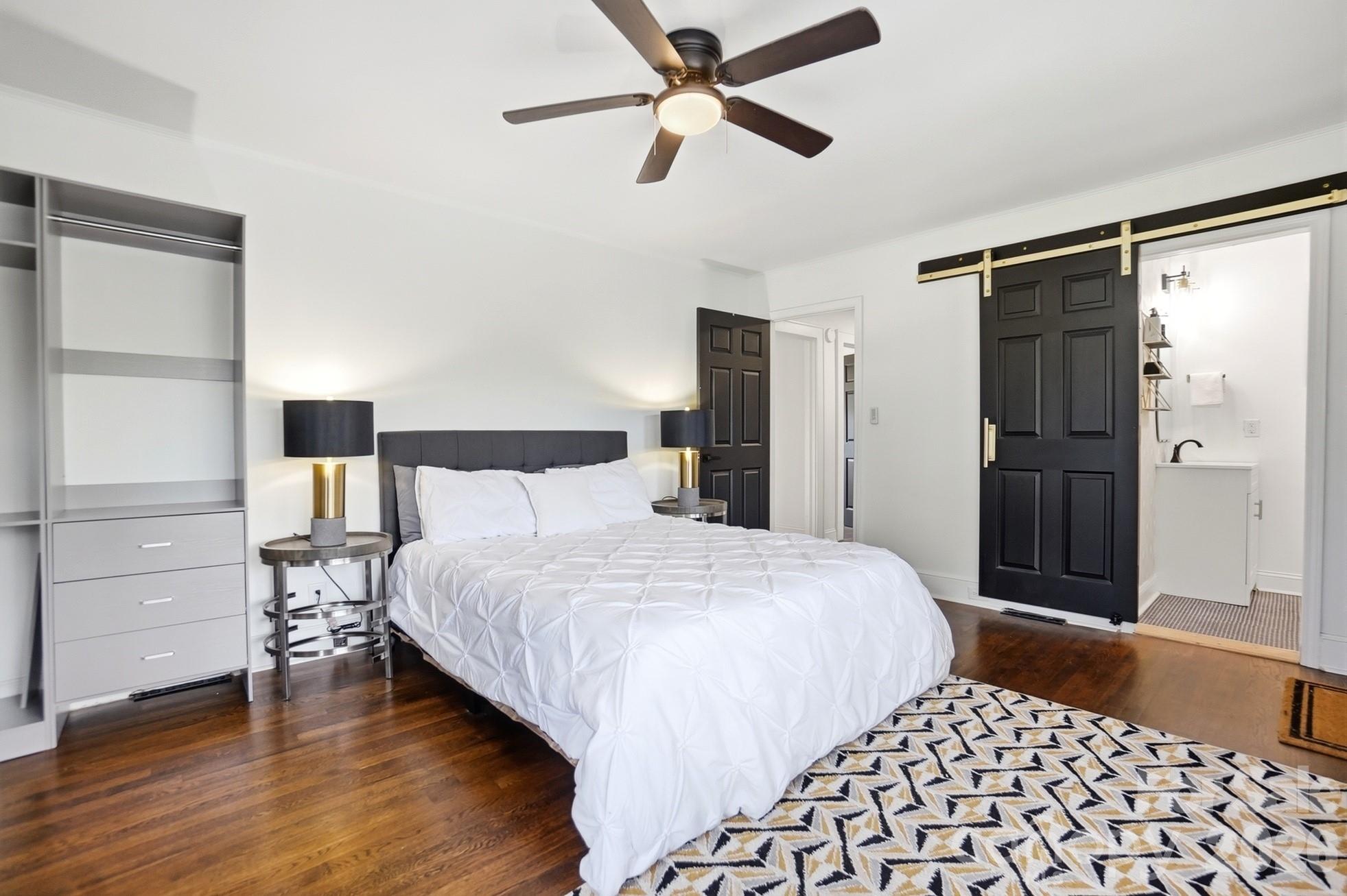 2104 Hillcrest Avenue