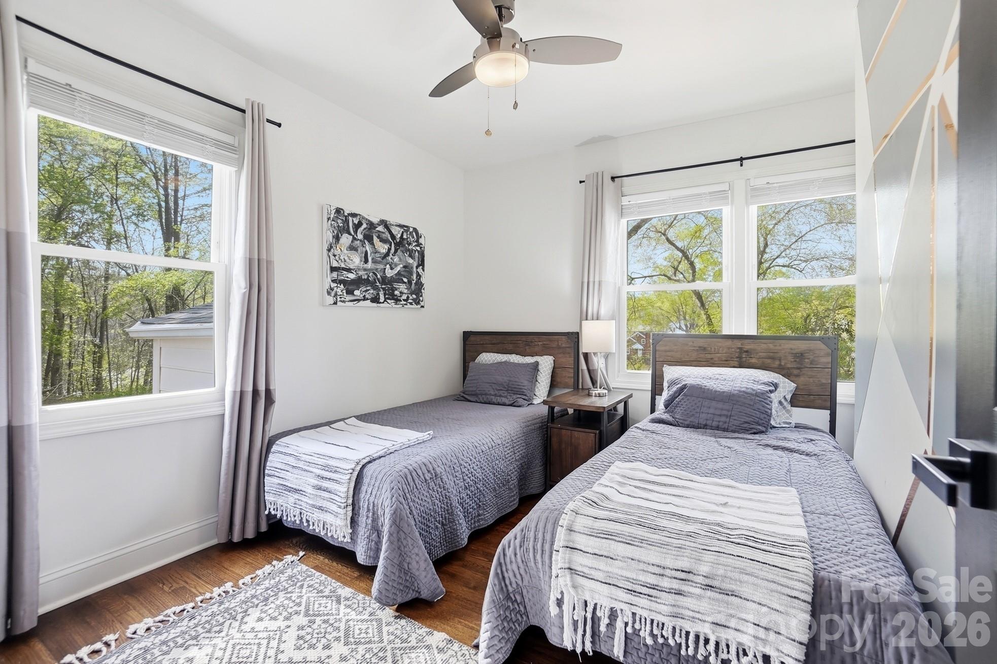 2104 Hillcrest Avenue