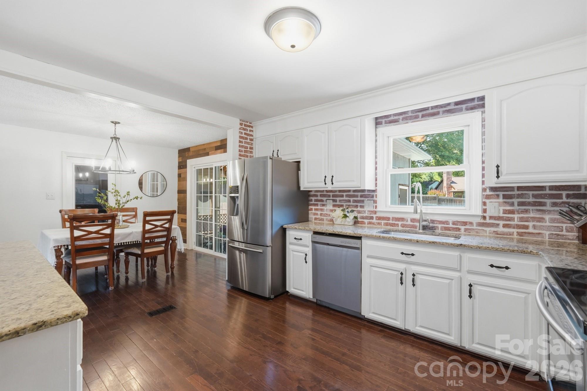 3818 Wild Country Way