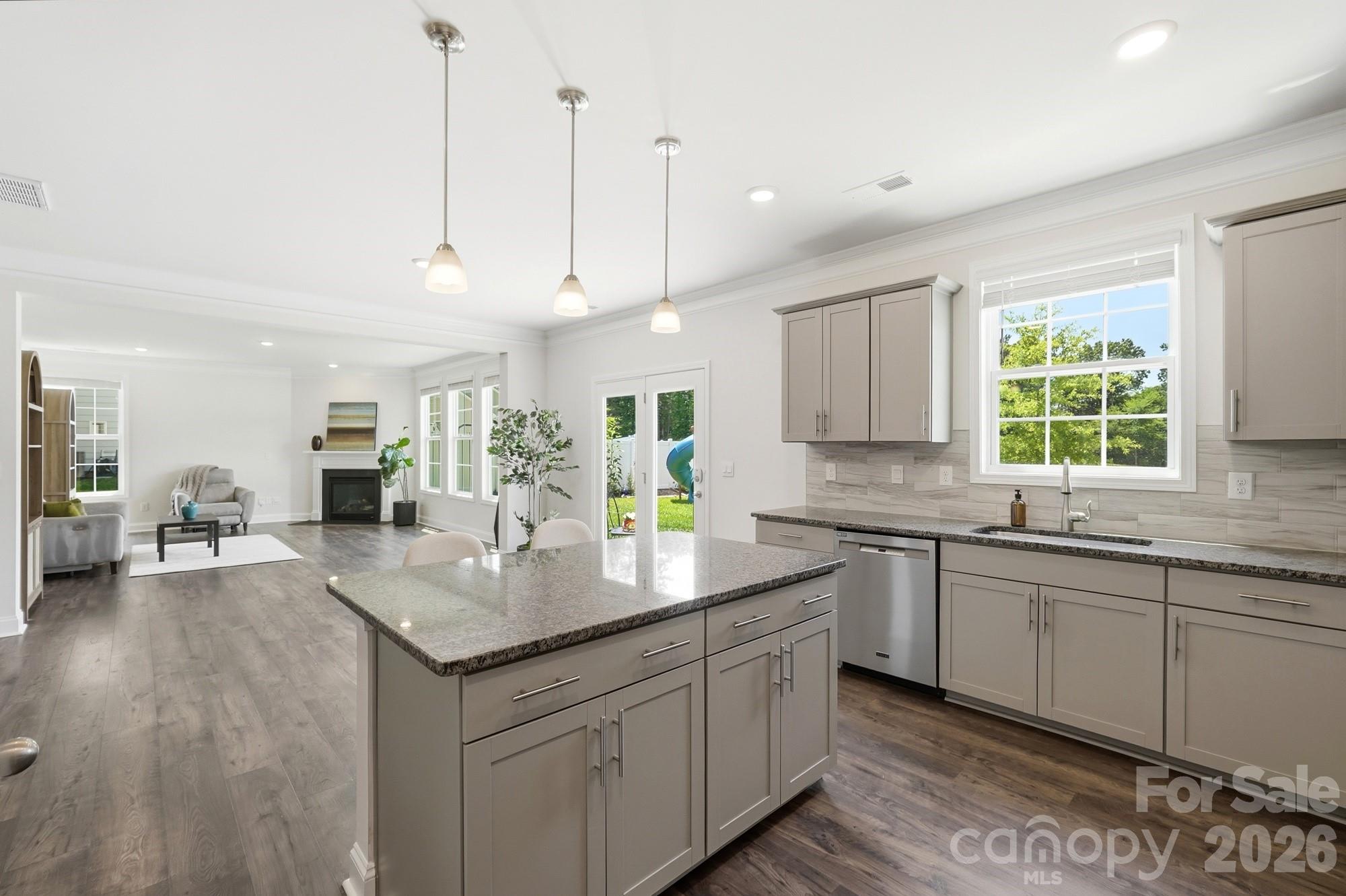 2431 Napa Terrace