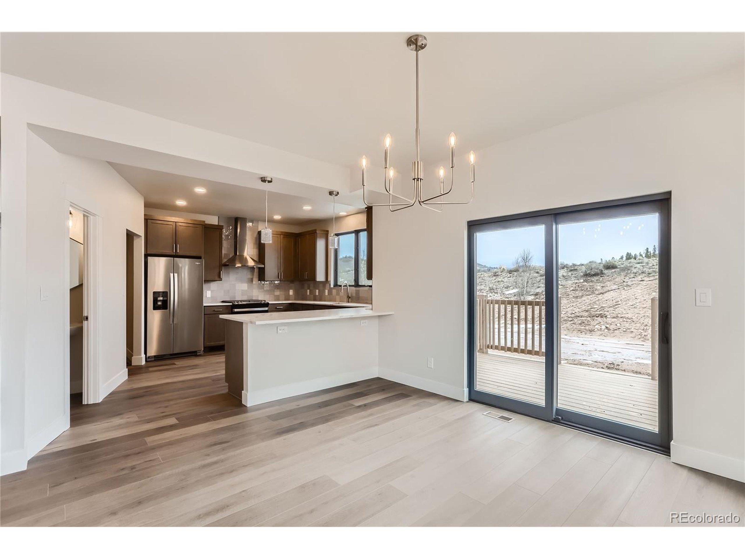1103 Lupine Ln