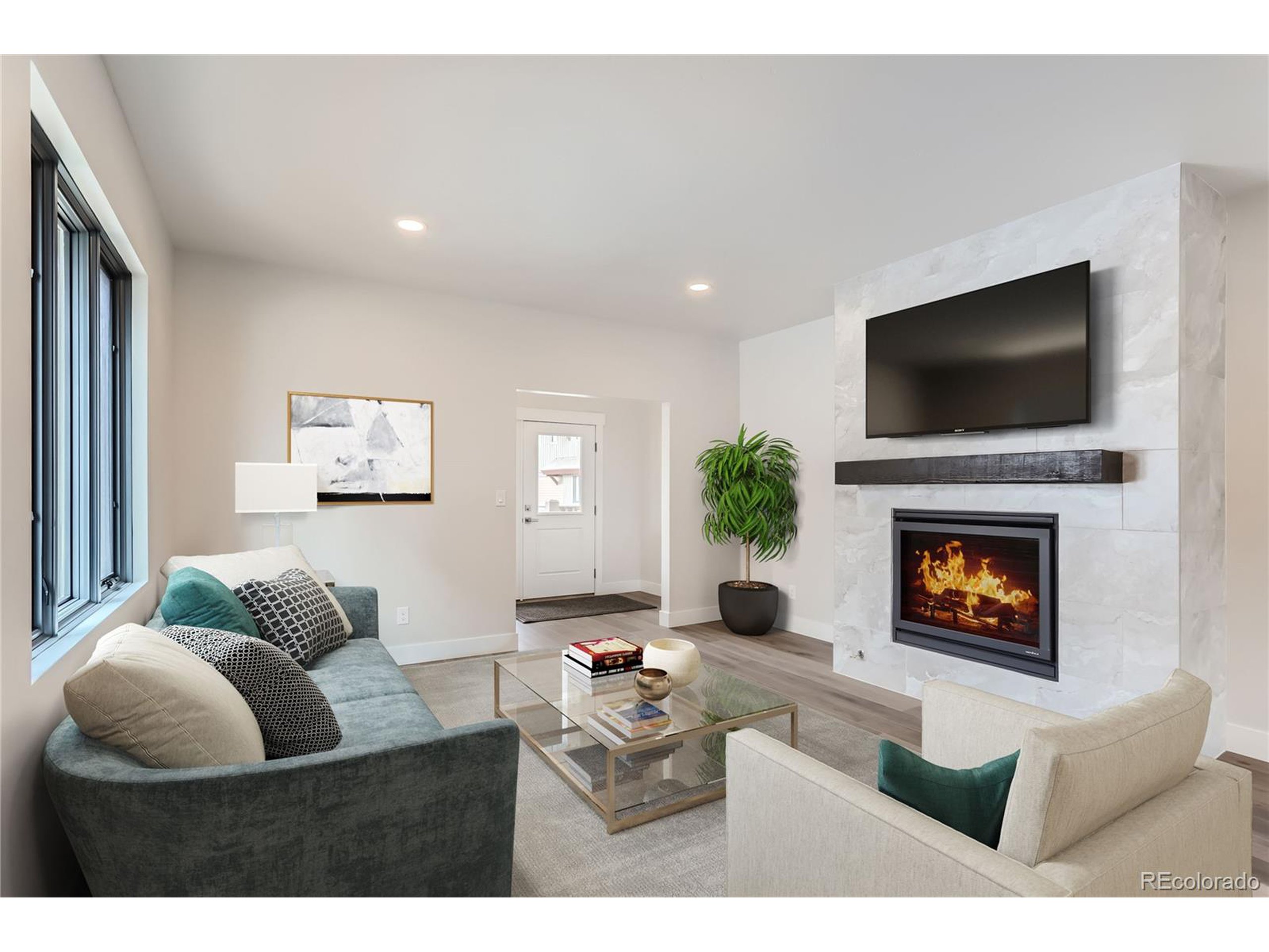 1103 Lupine Ln