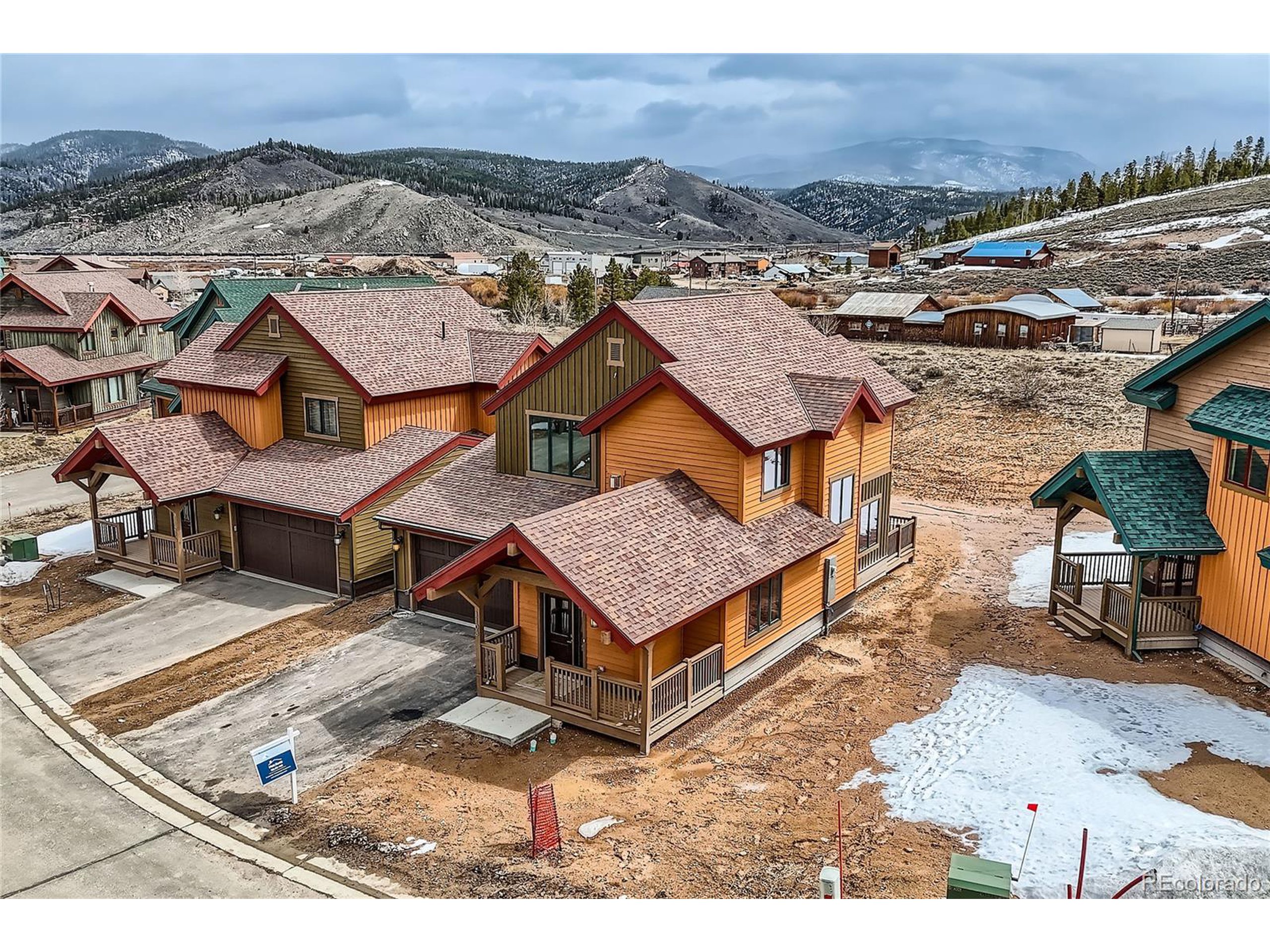 1103 Lupine Ln