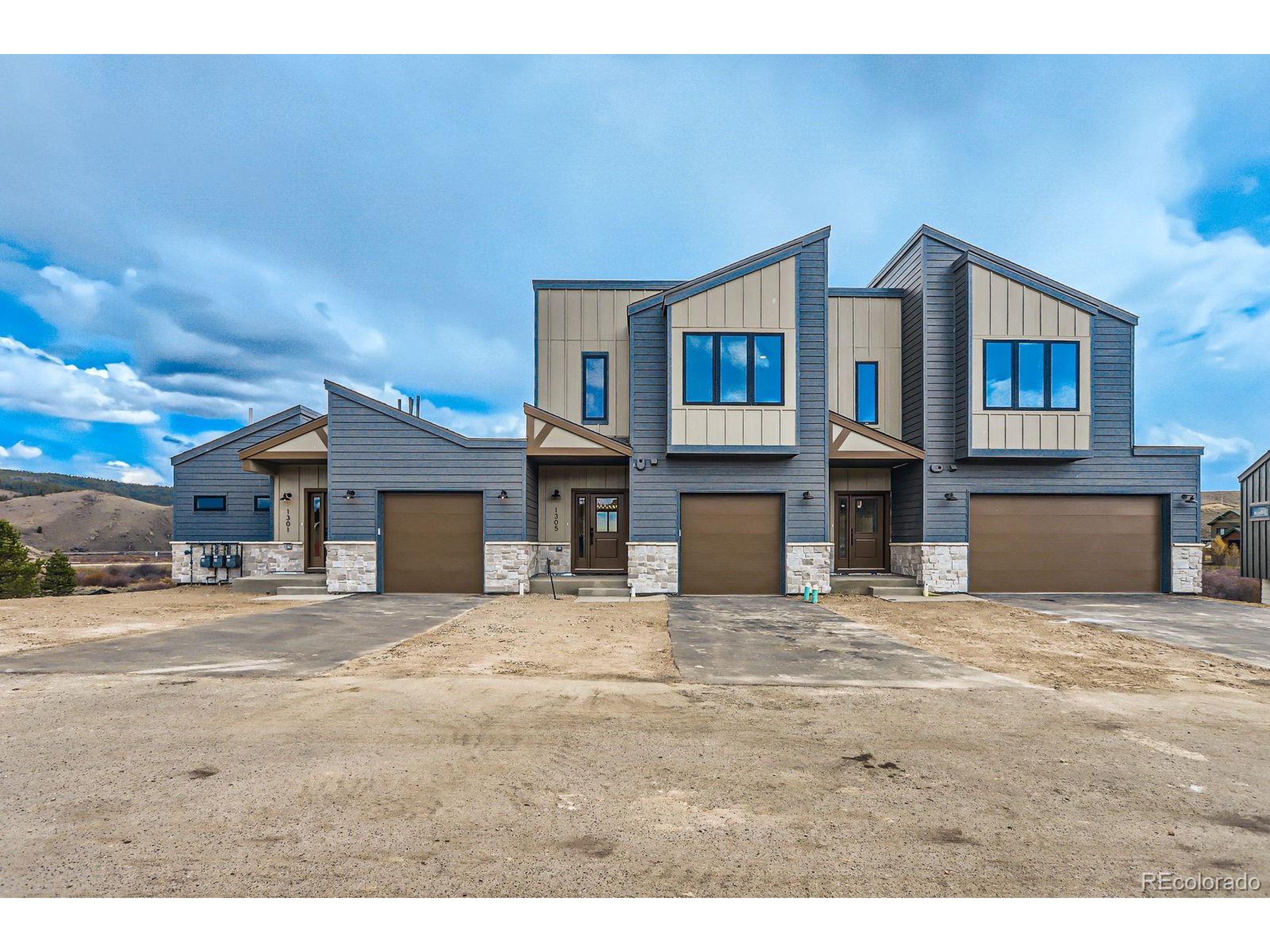 1307 James Road