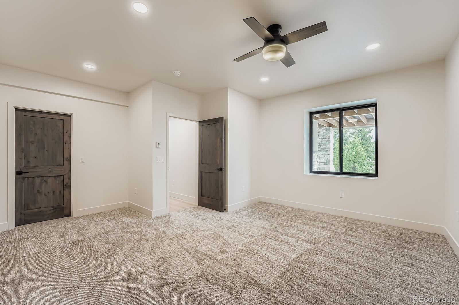 1086 Wildberry Lane