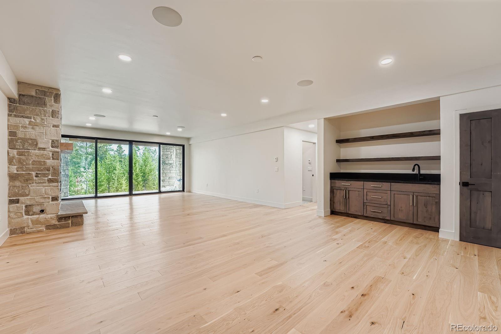 1086 Wildberry Lane