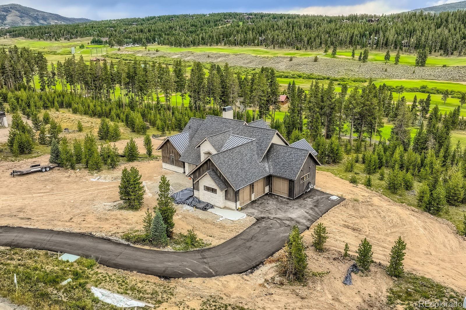 1086 Wildberry Lane
