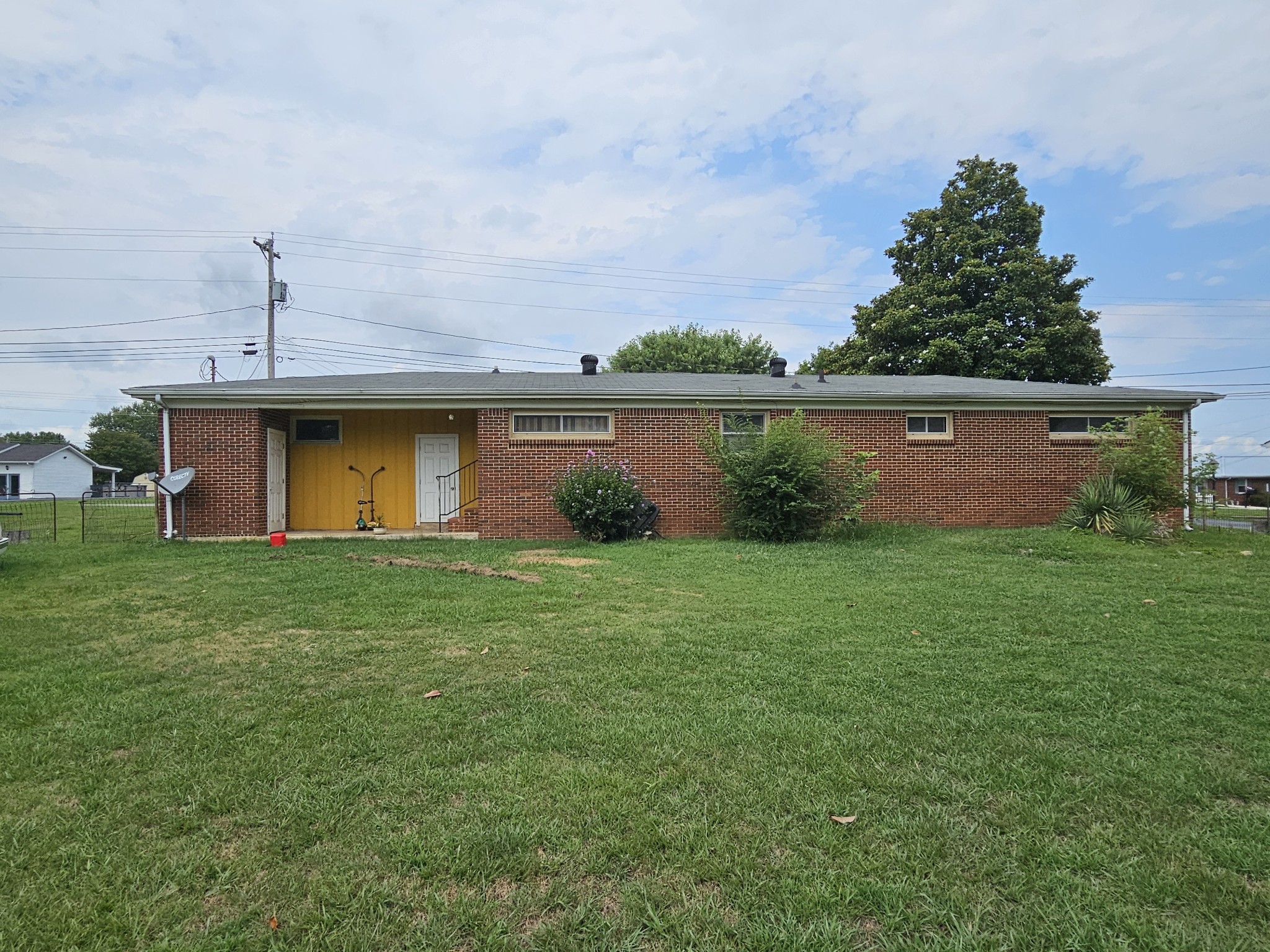 215 Cardinal Dr