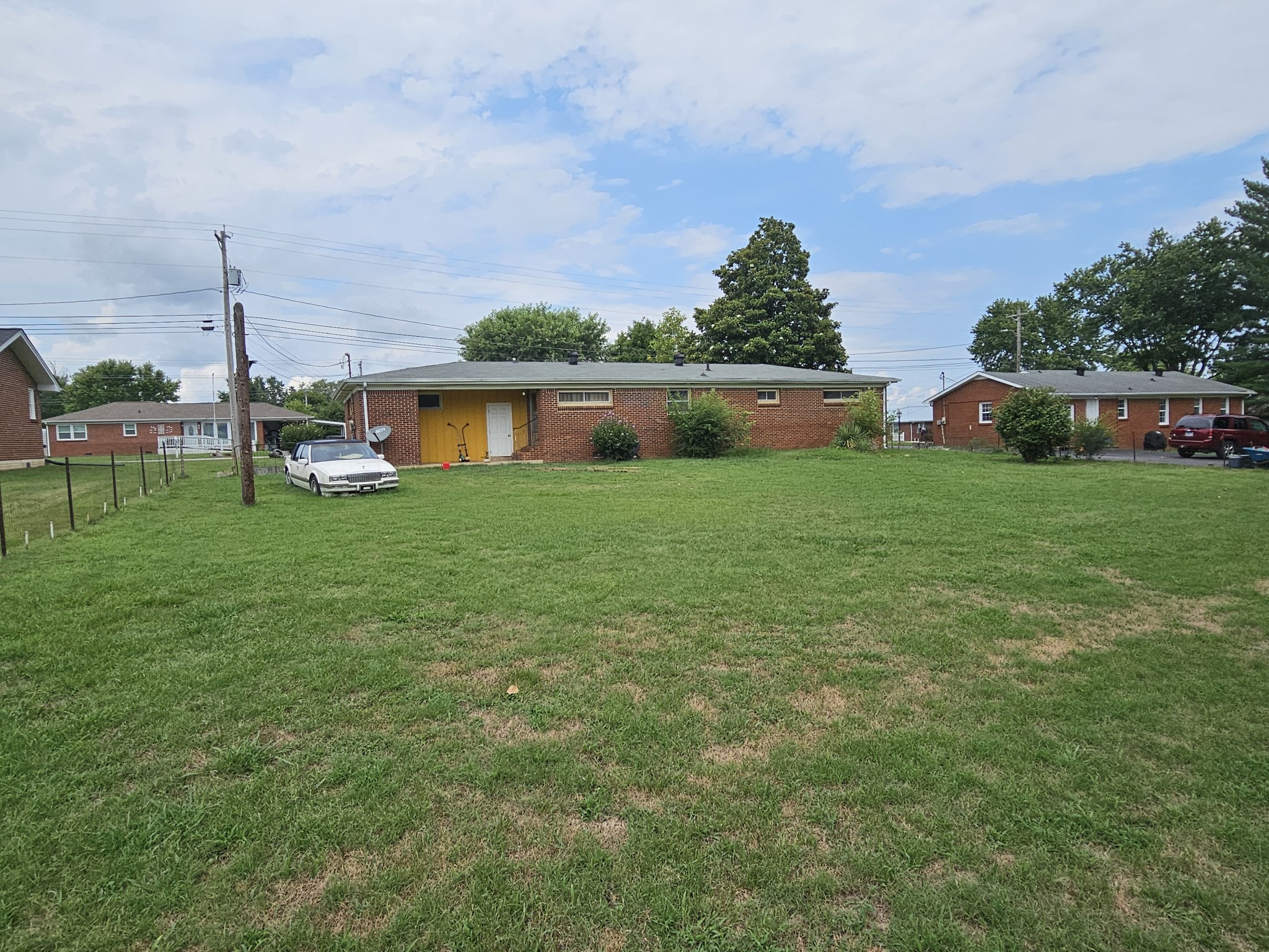 215 Cardinal Dr