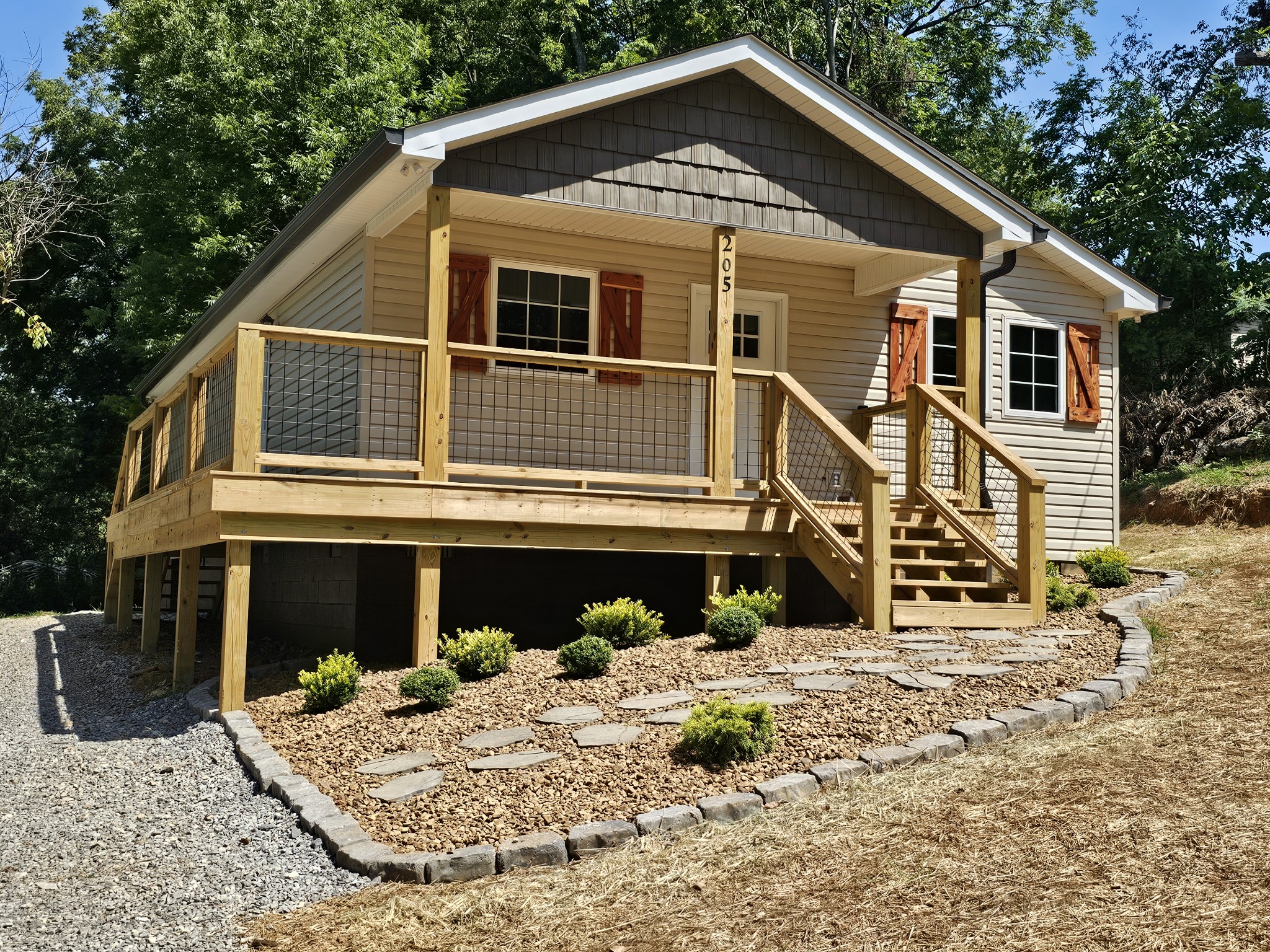 205 Winding Way