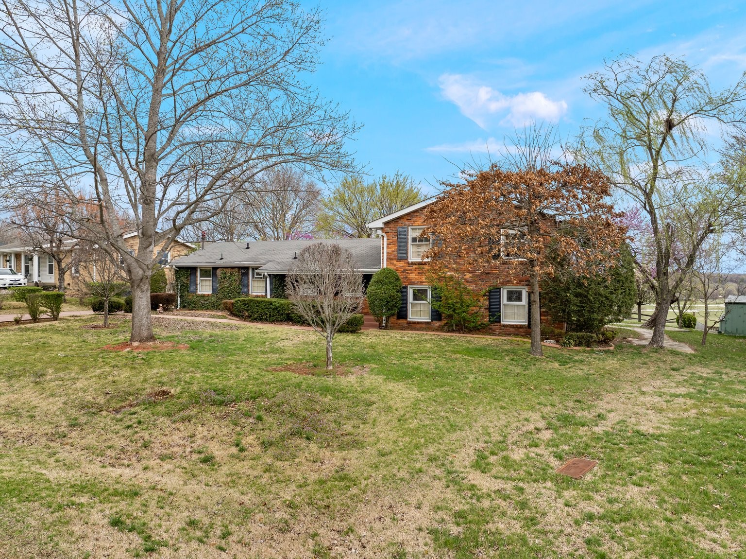 2524 Stones River Ct