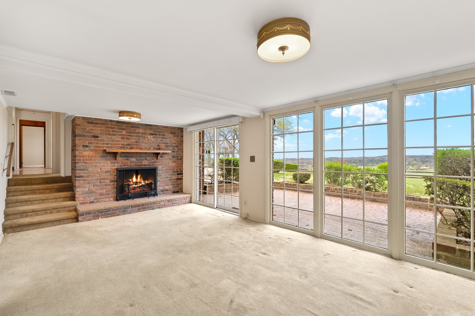 2524 Stones River Ct
