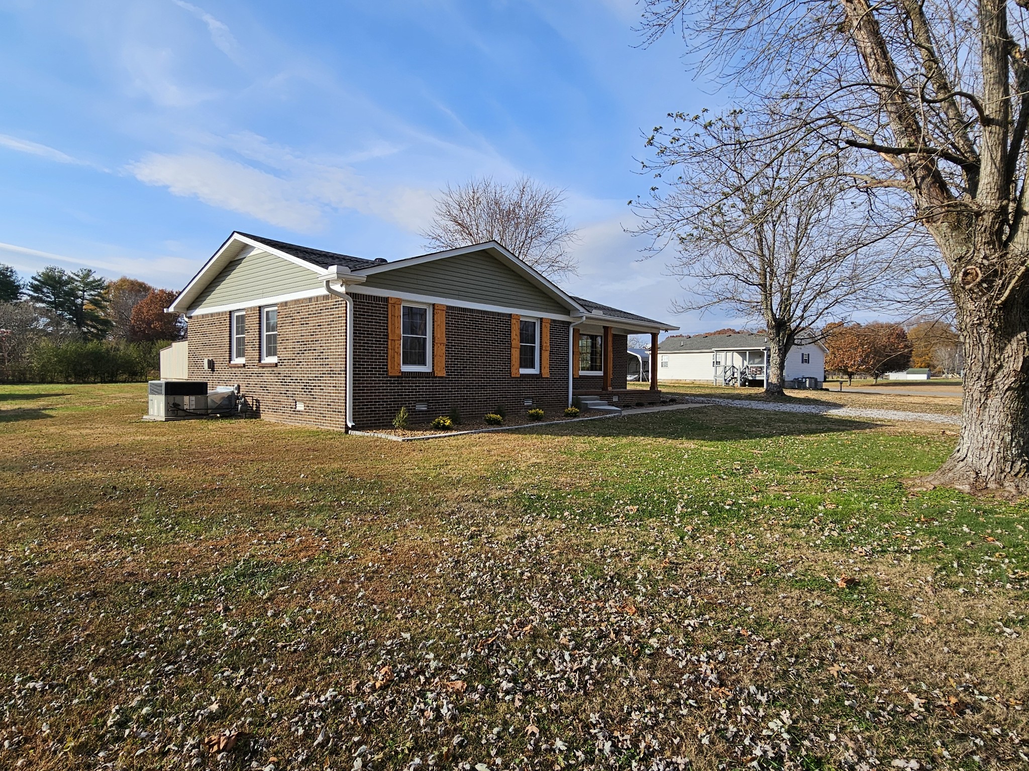 742 Laws Rd