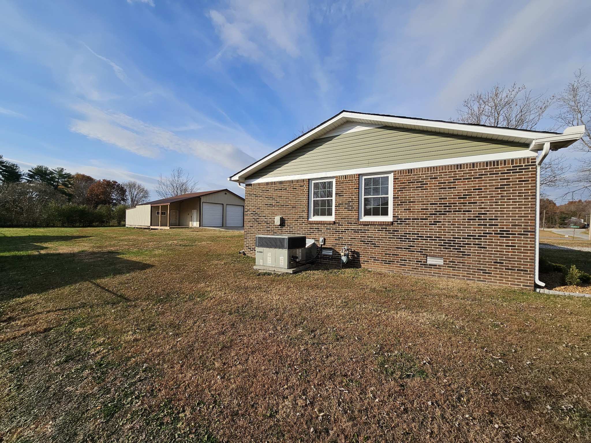 742 Laws Rd