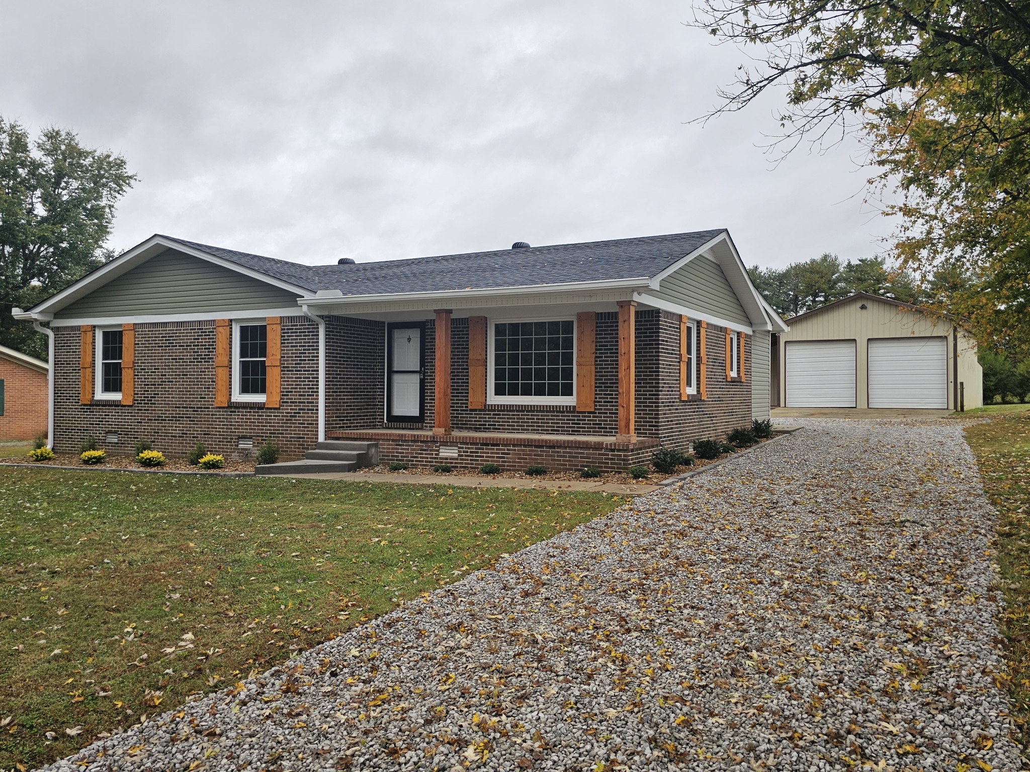 742 Laws Rd