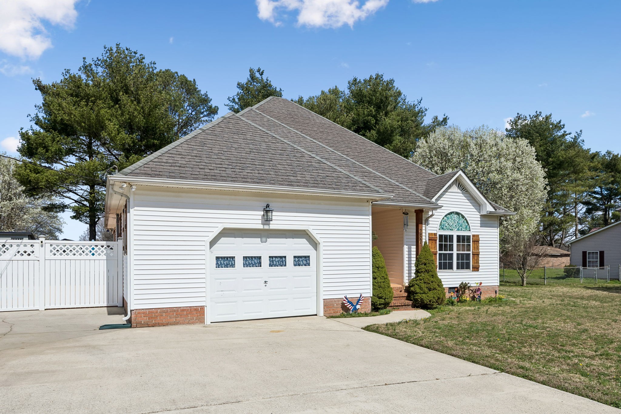 257 Mountain View Dr
