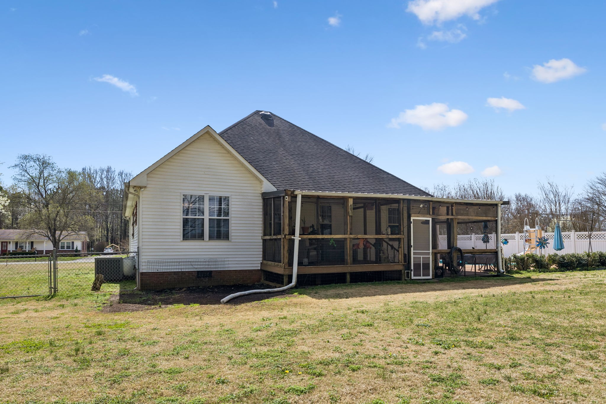 257 Mountain View Dr