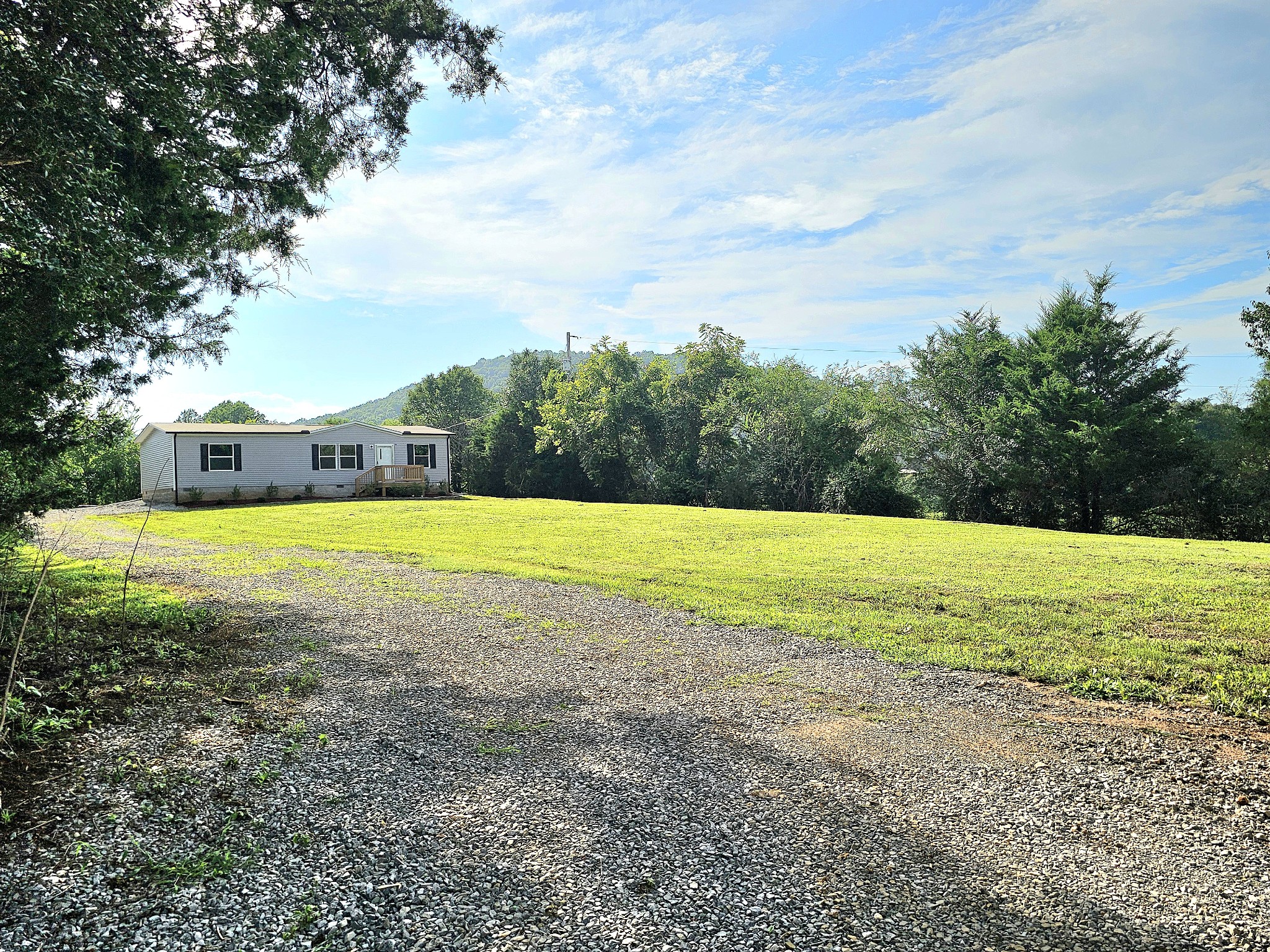 885 Junior Witt Rd