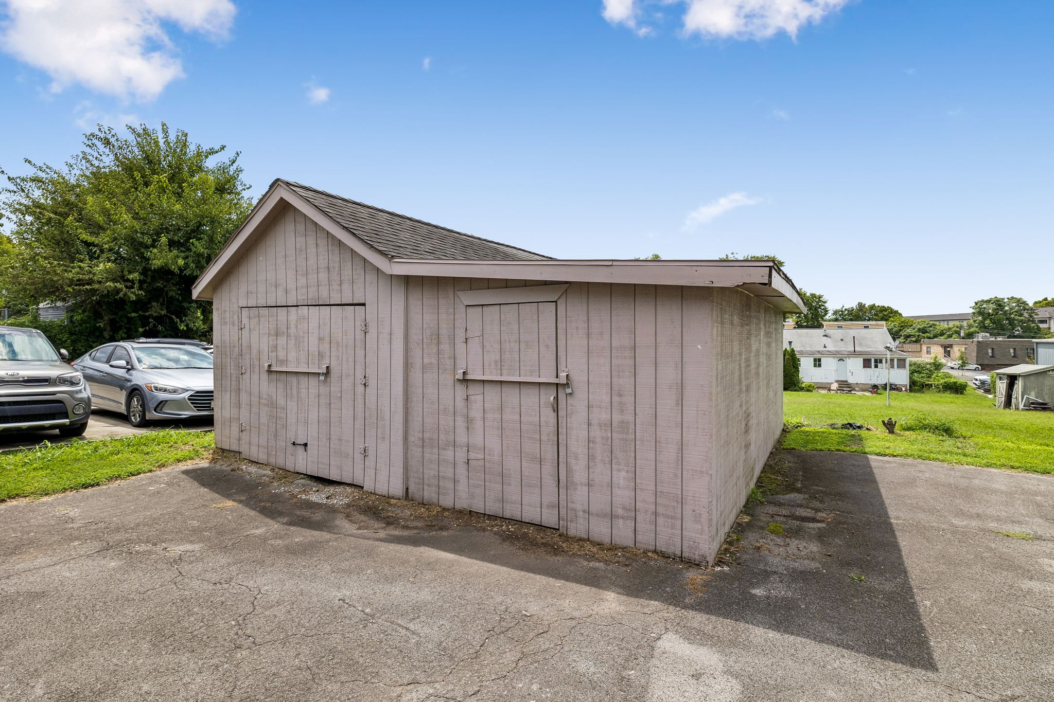 2839 Logan St