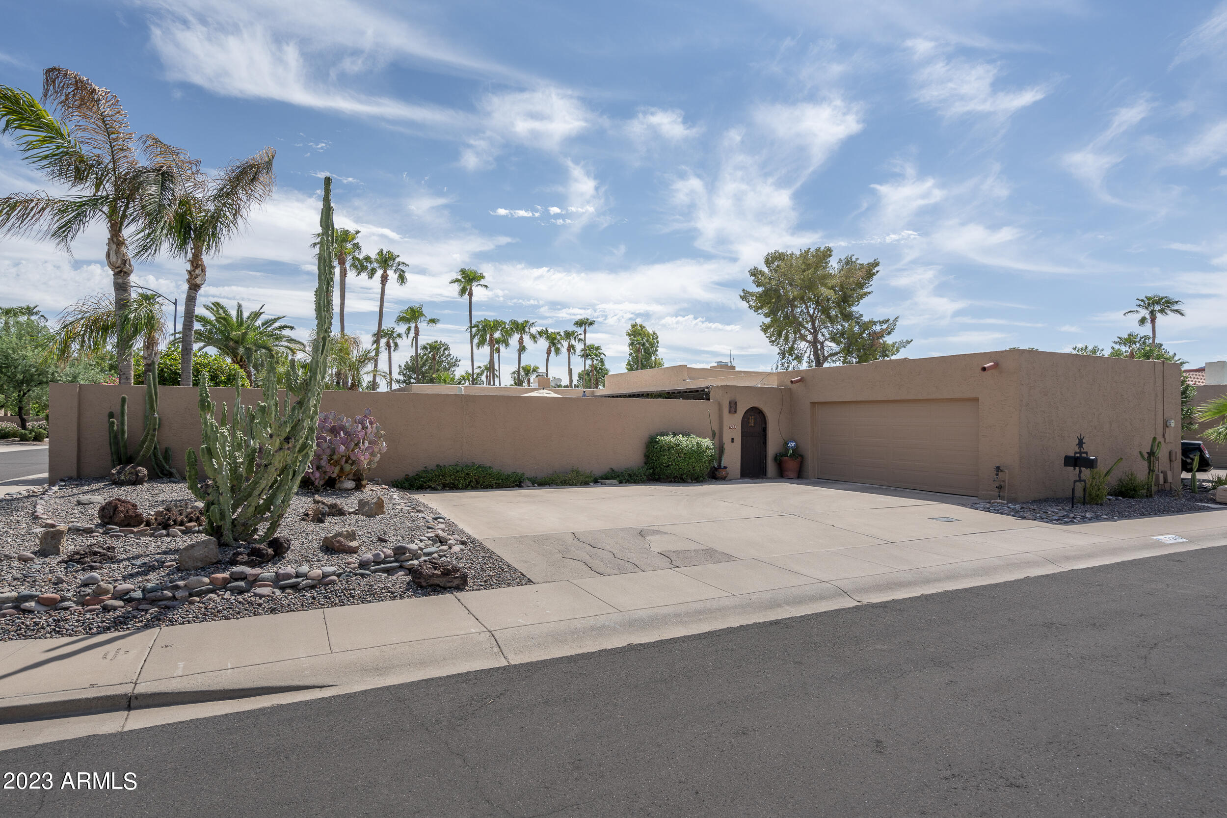7269 E Loma Lane