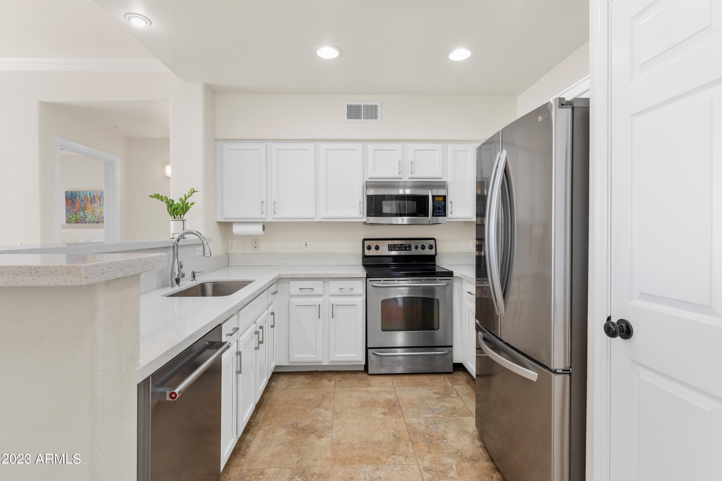 20100 N 78TH Place, 2073