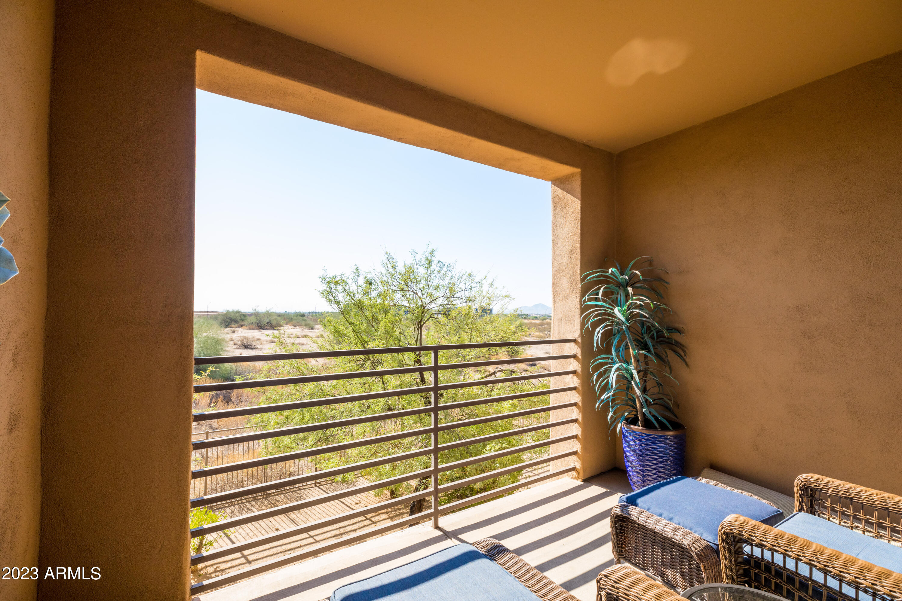 20100 N 78TH Place, 2073