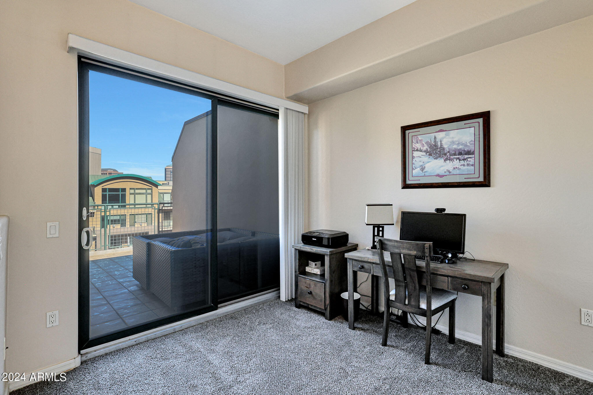16 W ENCANTO Boulevard, 607
