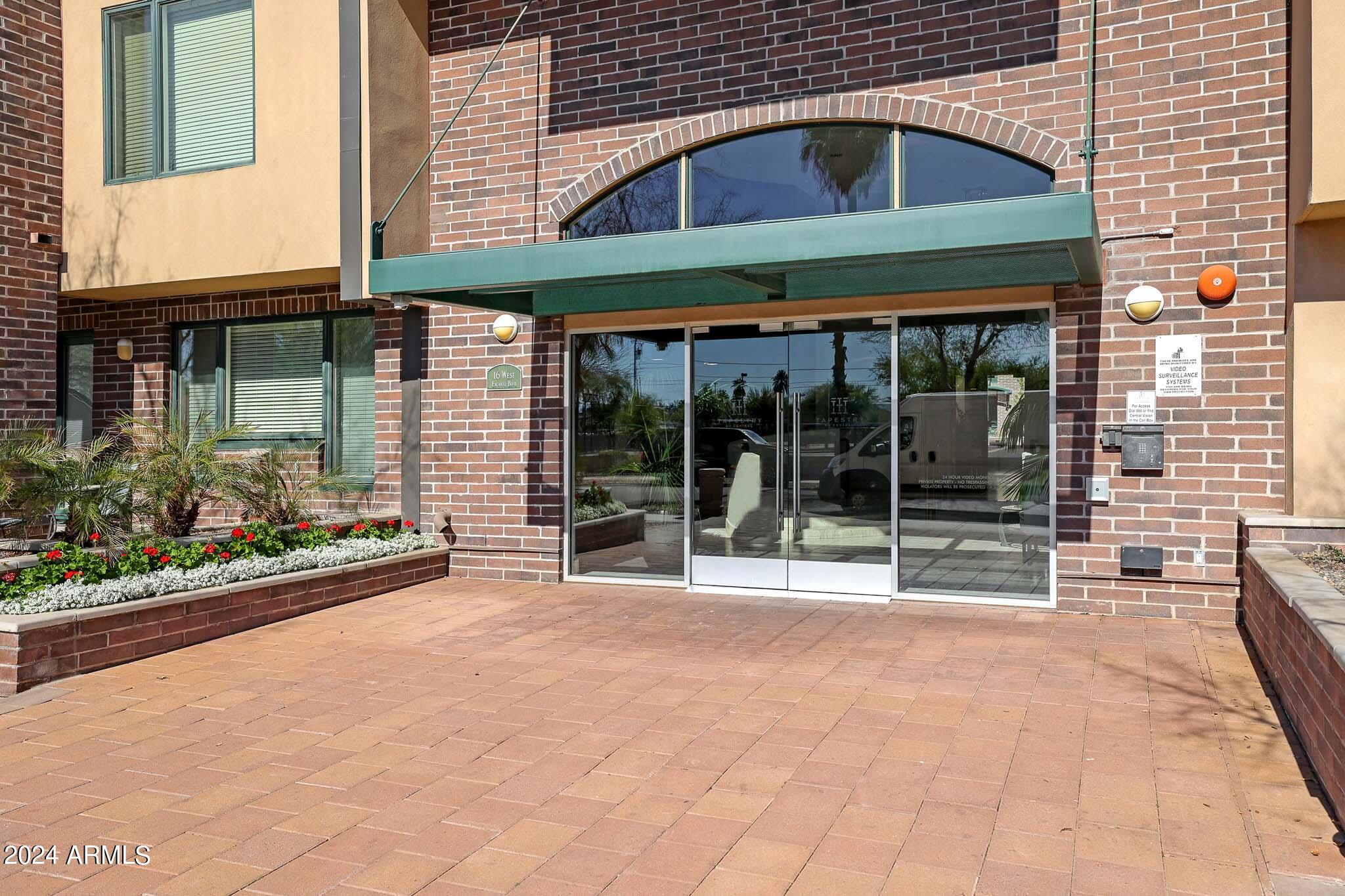 16 W ENCANTO Boulevard, 607