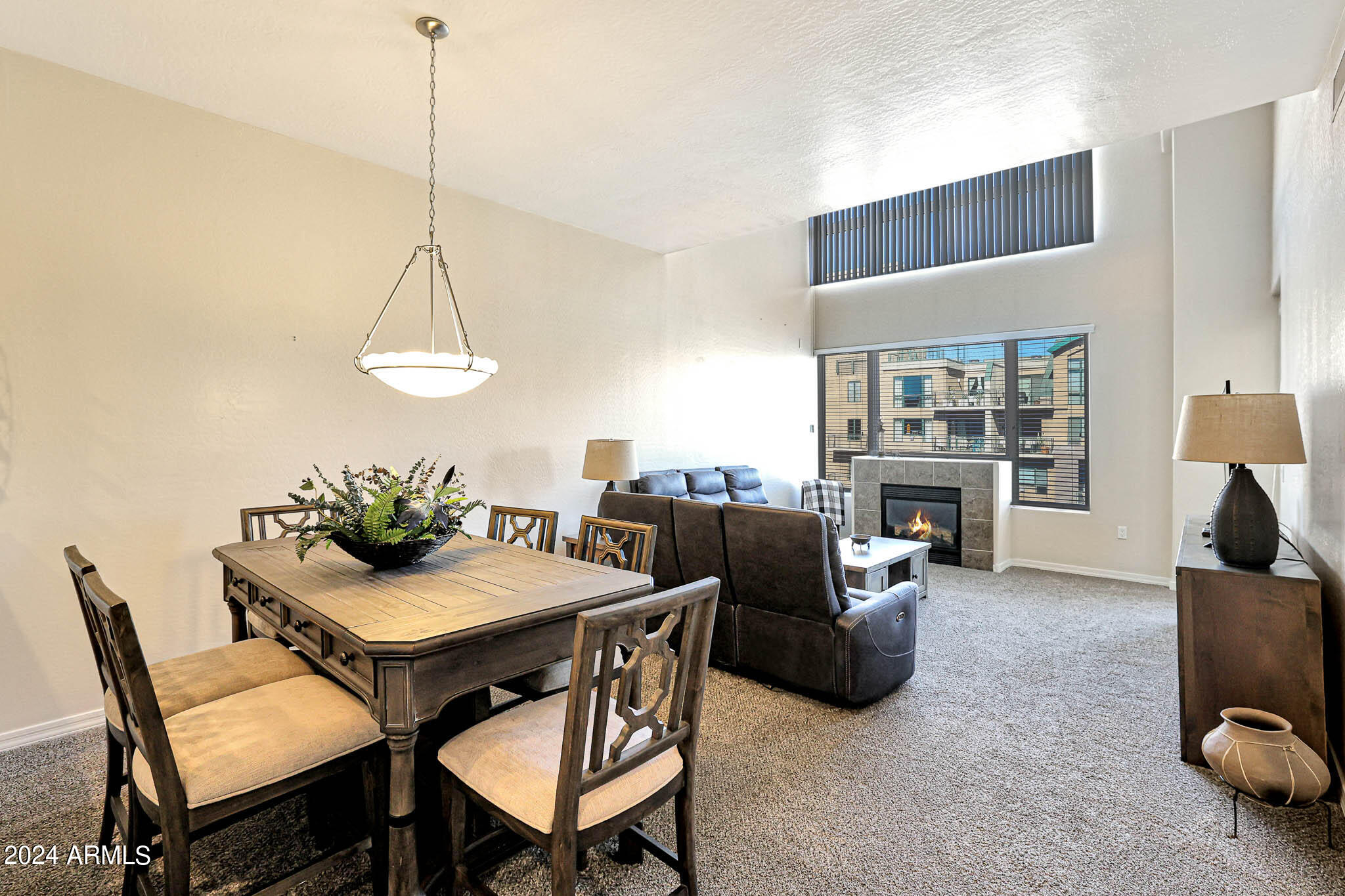 16 W ENCANTO Boulevard, 607
