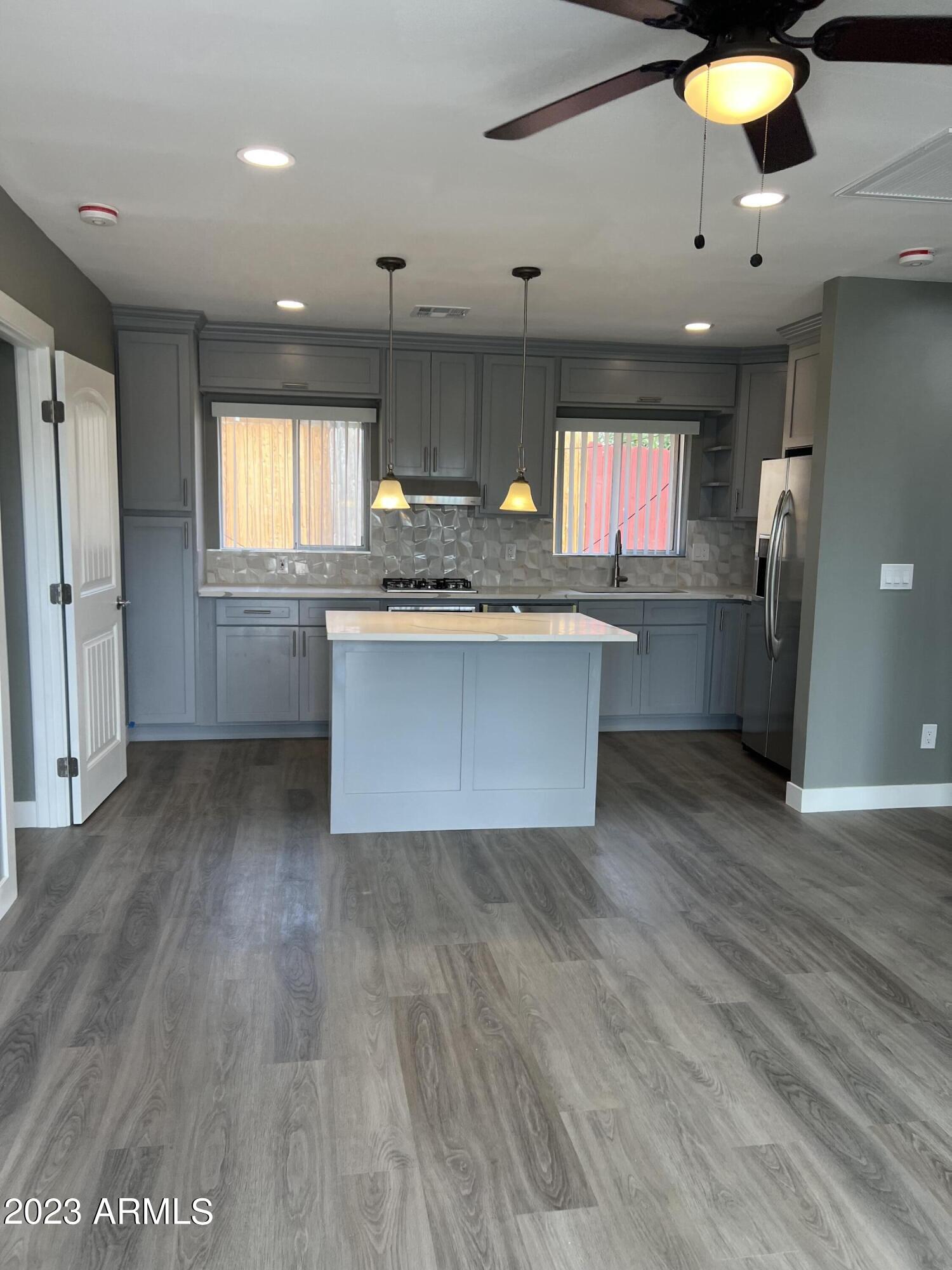 12 E Mountain View Road