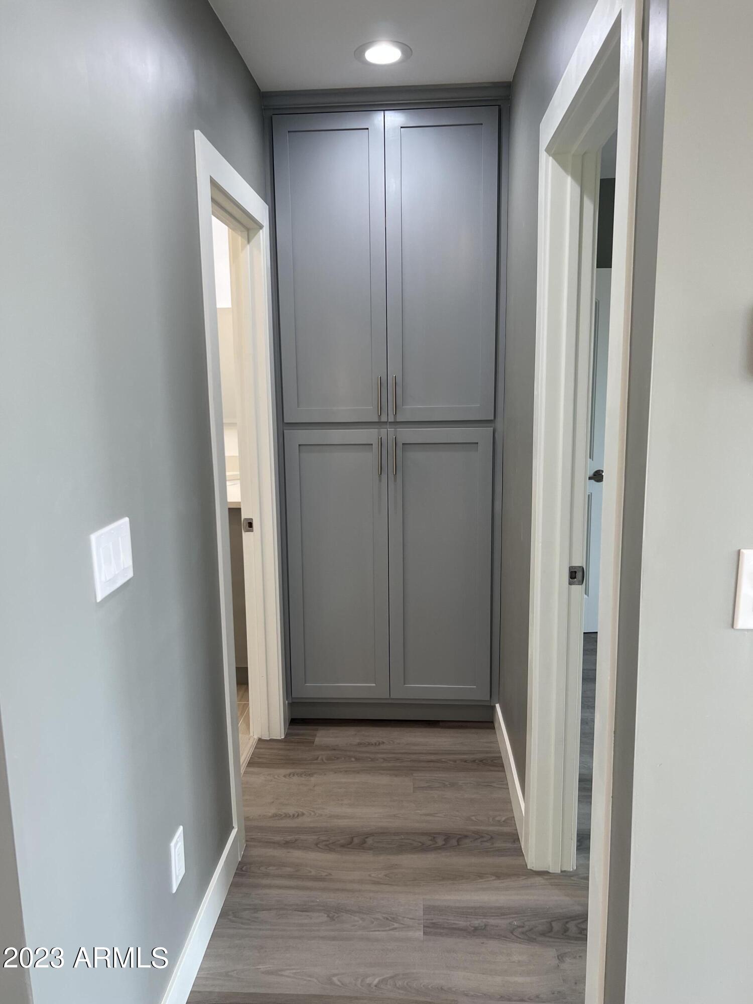 12 E Mountain View Road