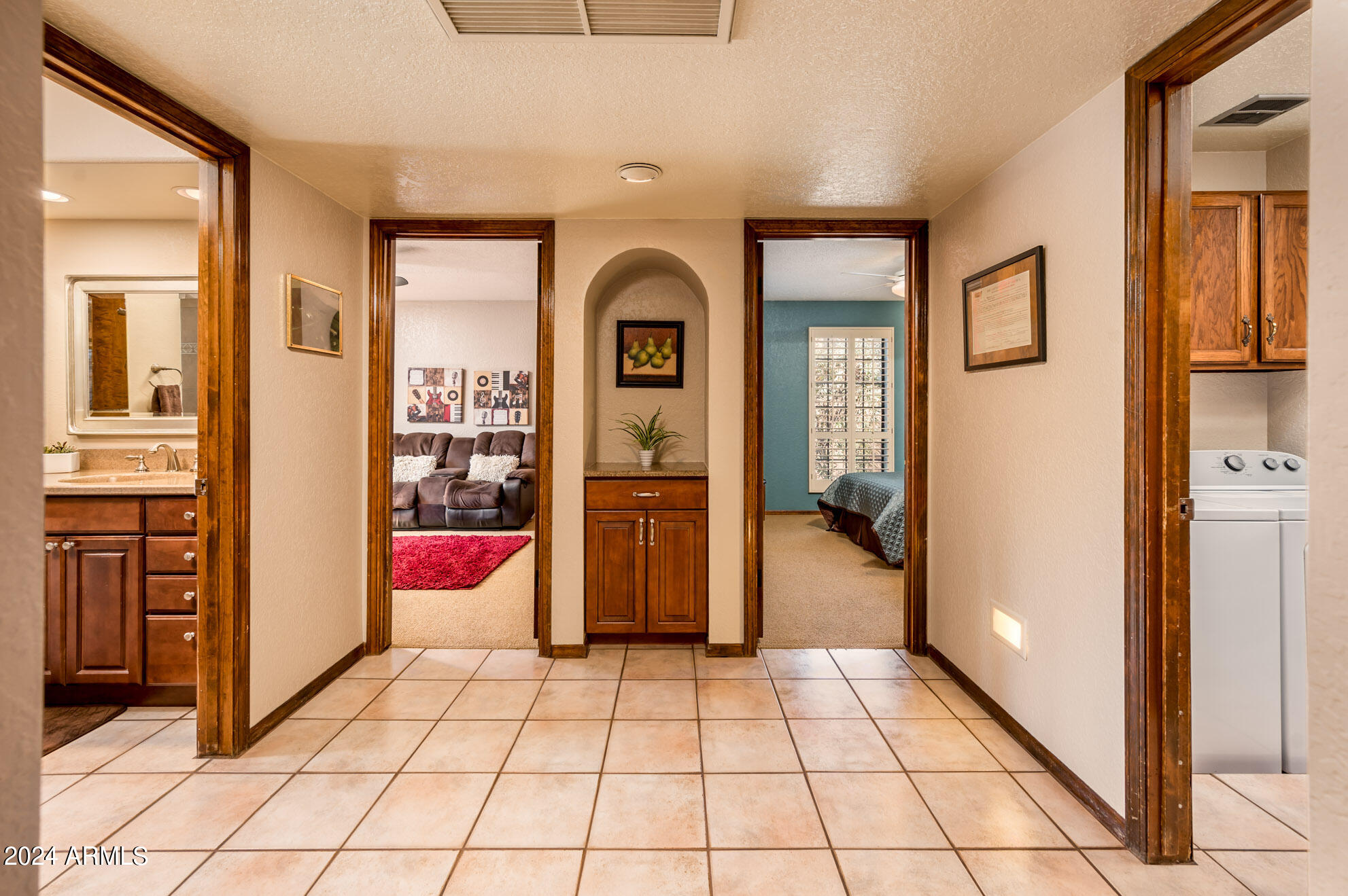 321 W PINE VALLEY Drive