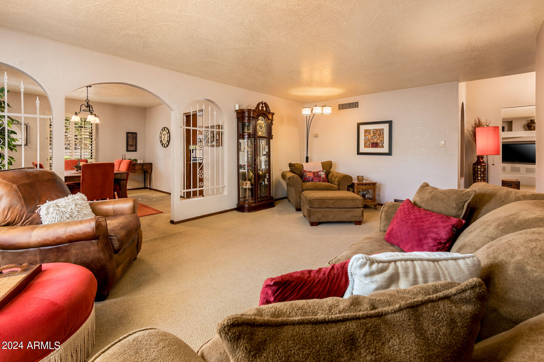 321 W PINE VALLEY Drive