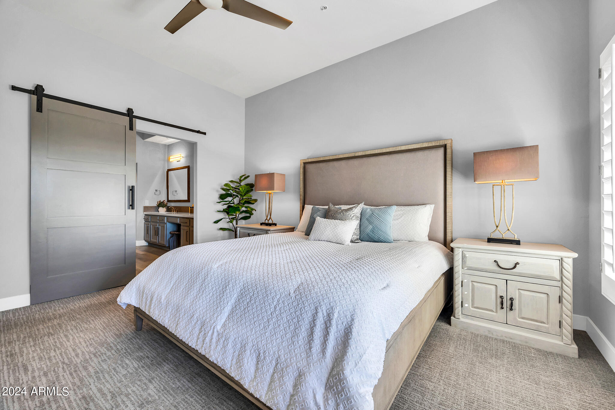 8245 E BELL Road, 117