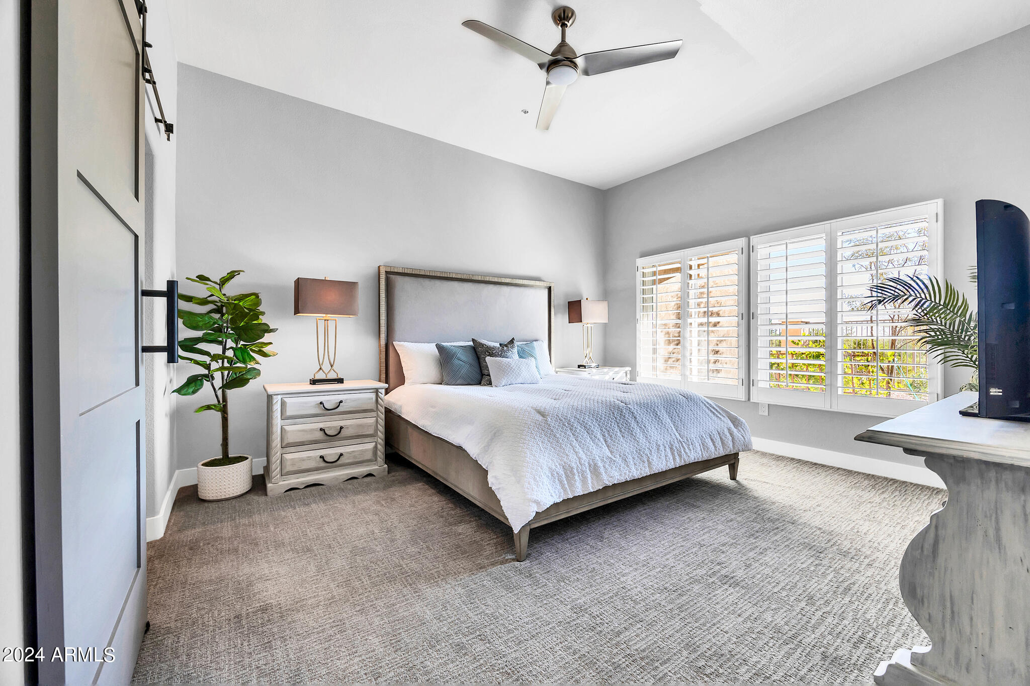 8245 E BELL Road, 117