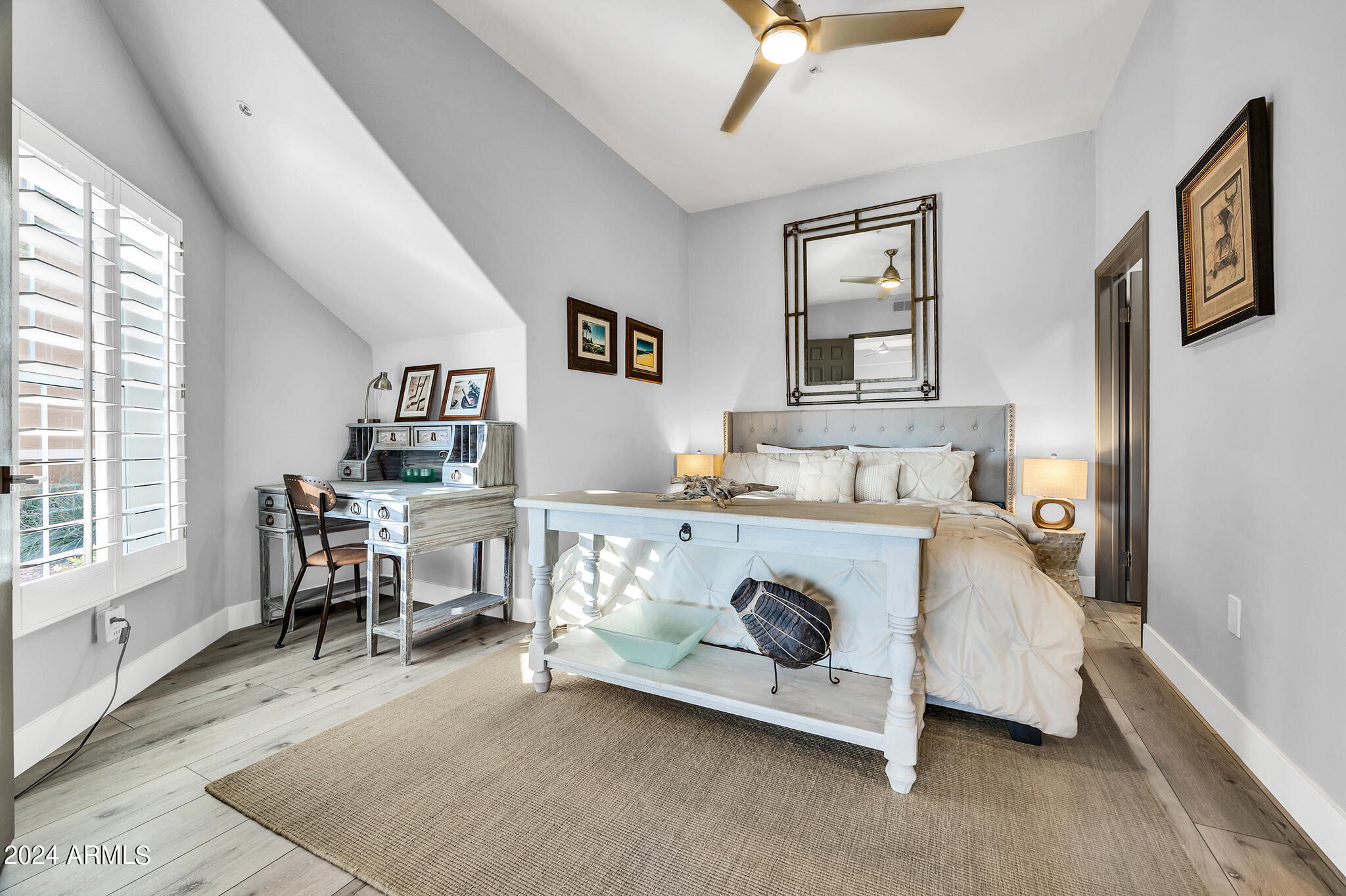 8245 E BELL Road, 117