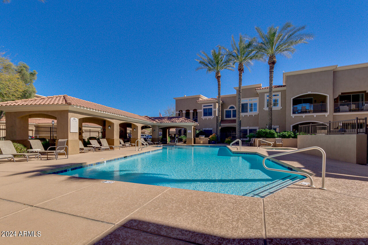 8245 E BELL Road, 117