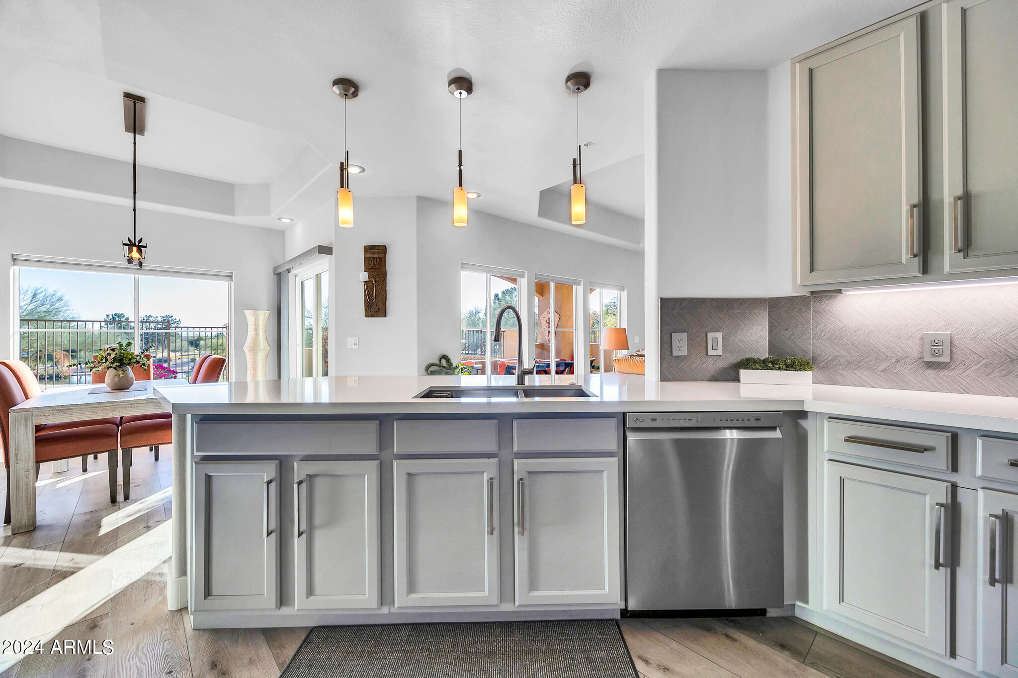8245 E BELL Road, 117