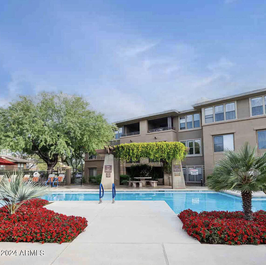 20100 N 78TH Place, 1008