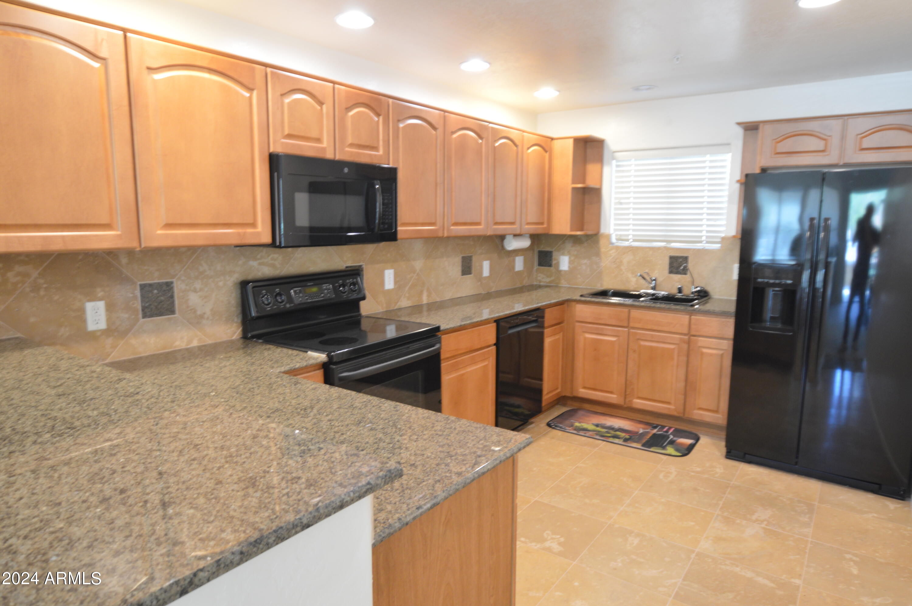 19700 N 76TH Street, 1005