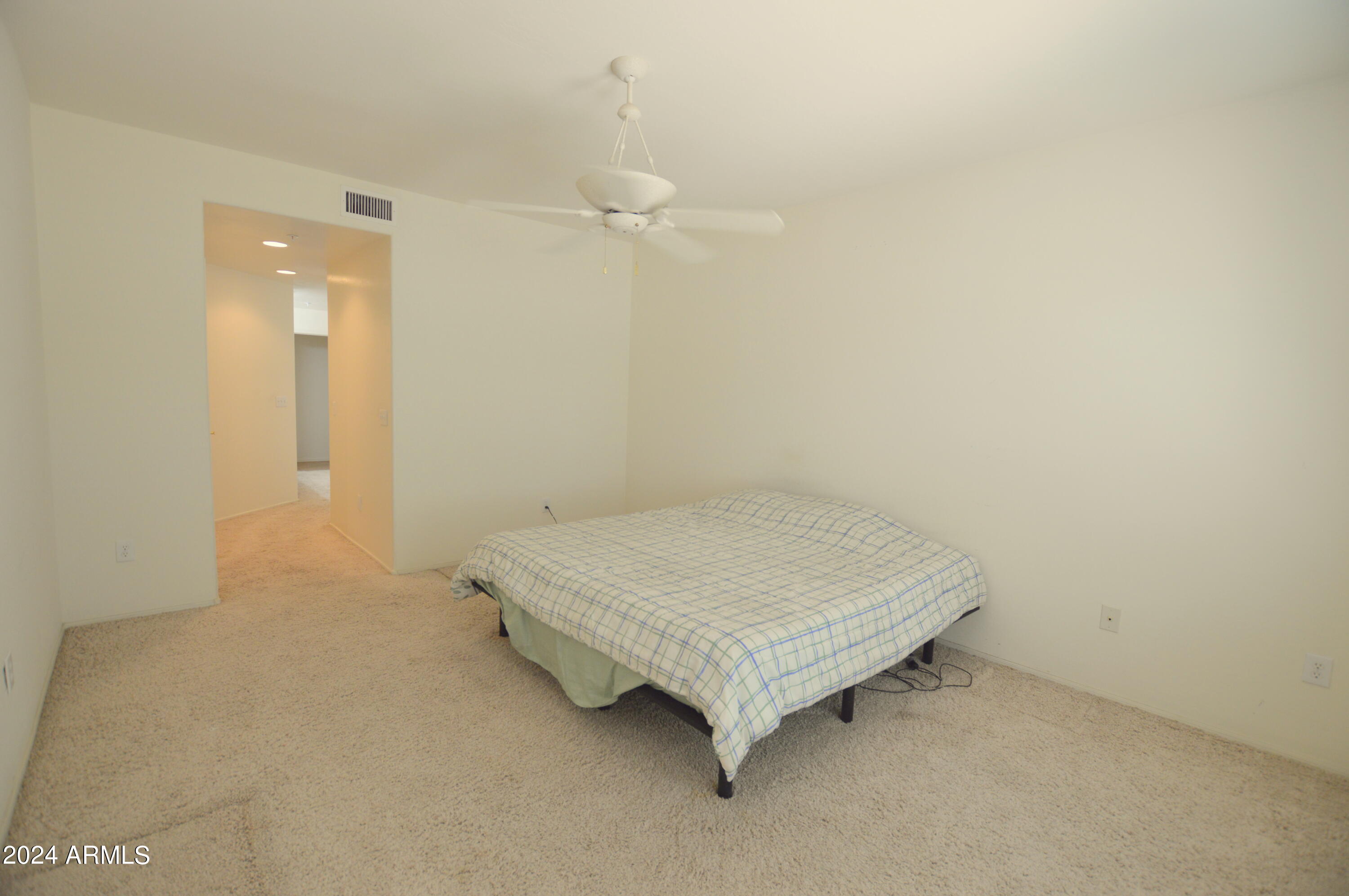19700 N 76TH Street, 1005