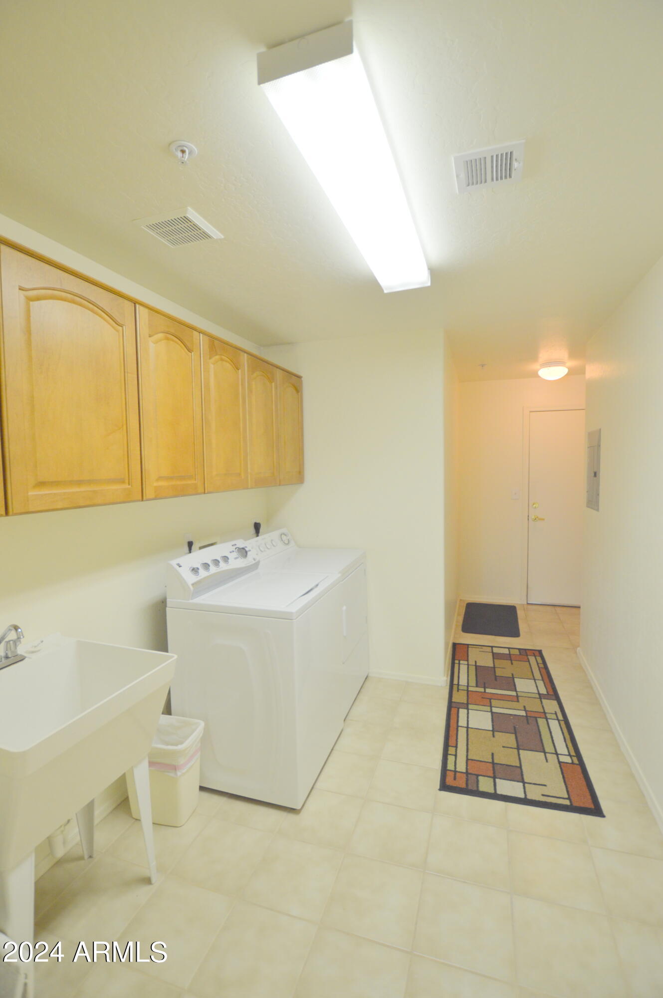 19700 N 76TH Street, 1005