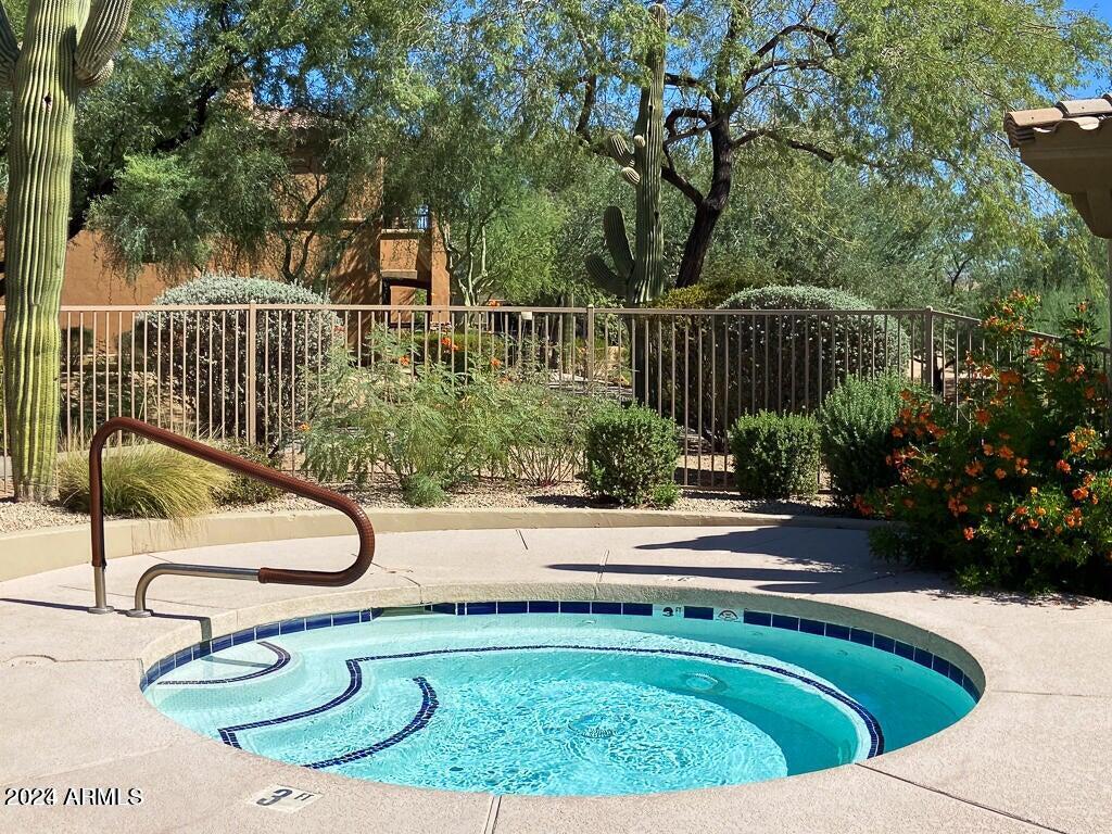 19700 N 76TH Street, 1005