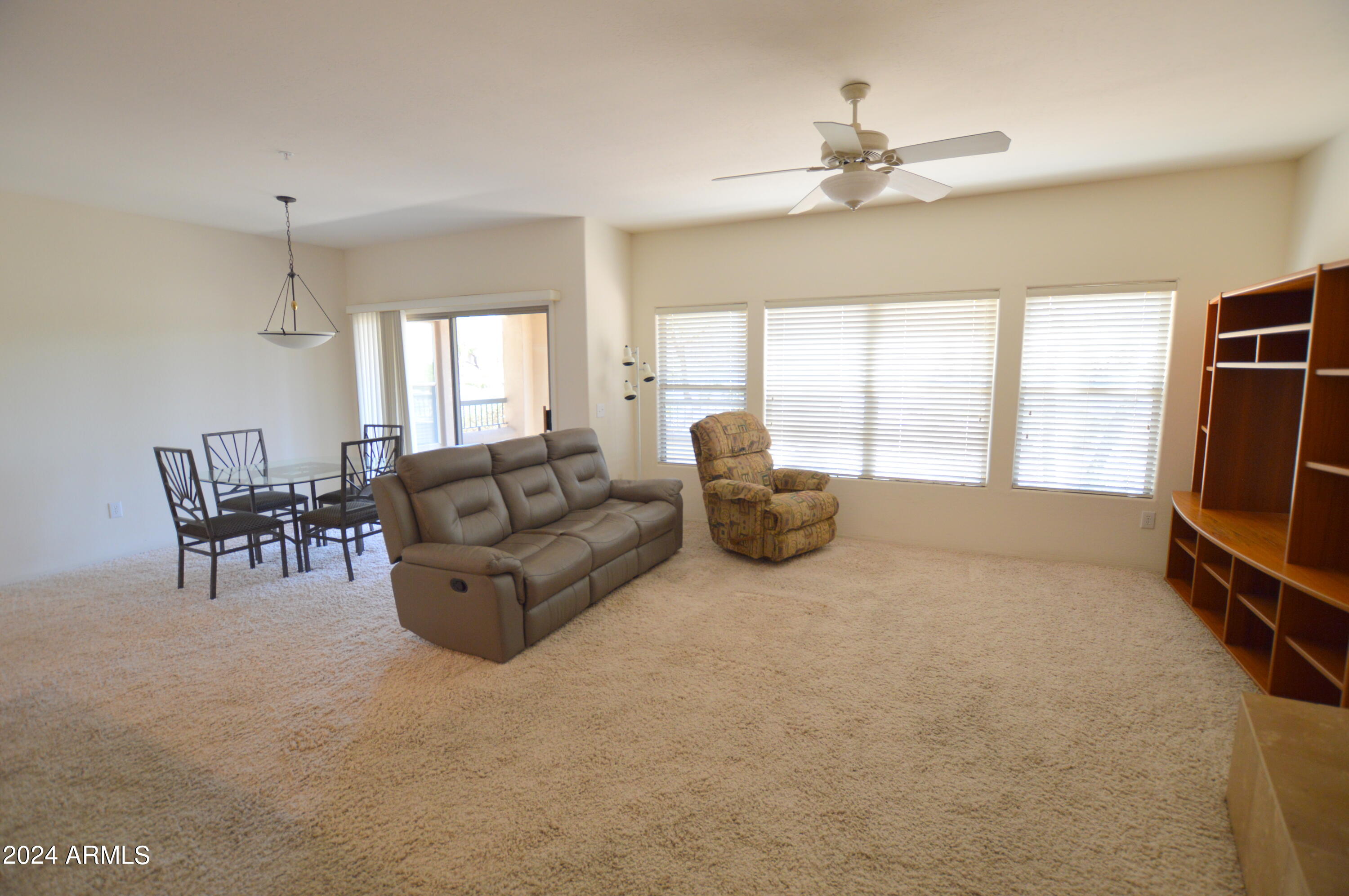 19700 N 76TH Street, 1005