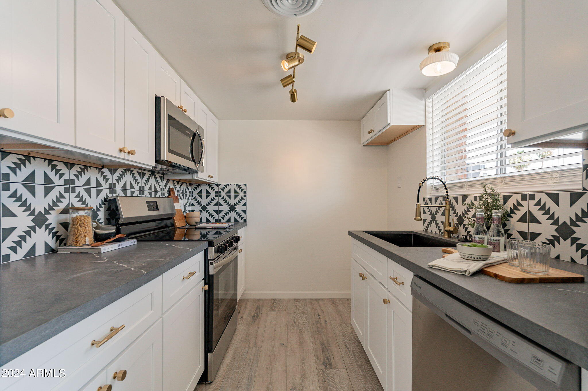 4701 N 68TH Street, 232