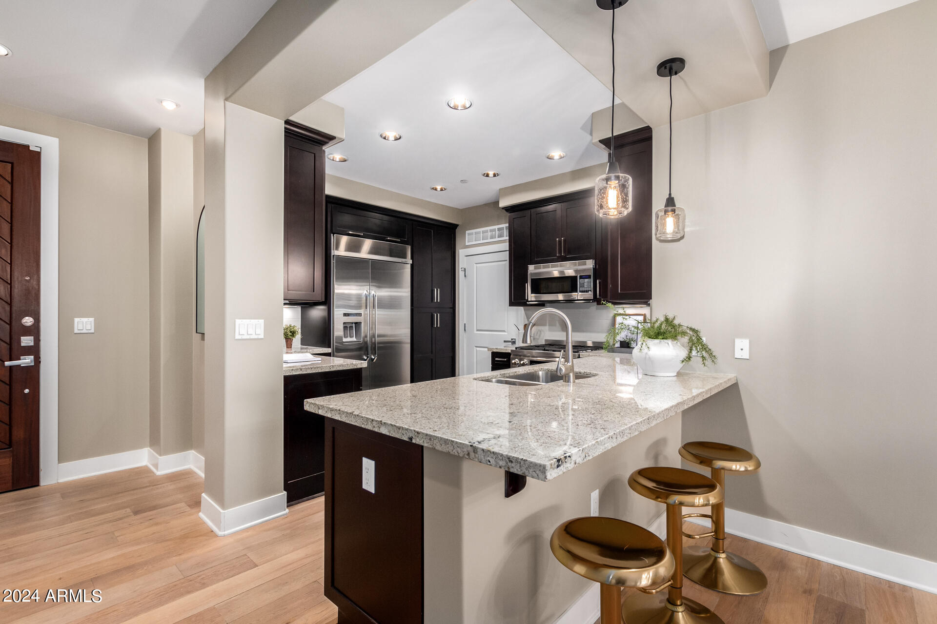 4805 N WOODMERE FAIRWAY, 2007
