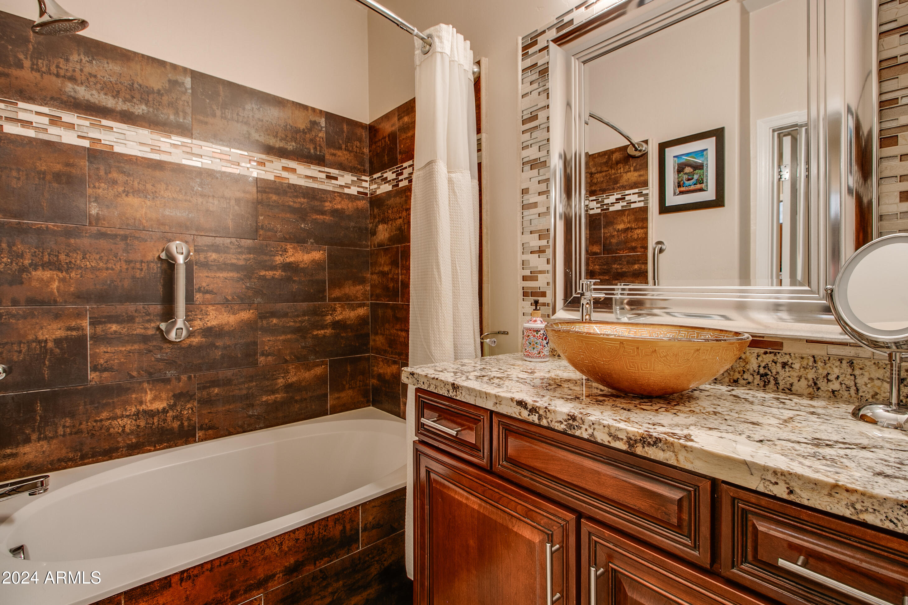 5450 E DEER VALLEY Drive, 2223